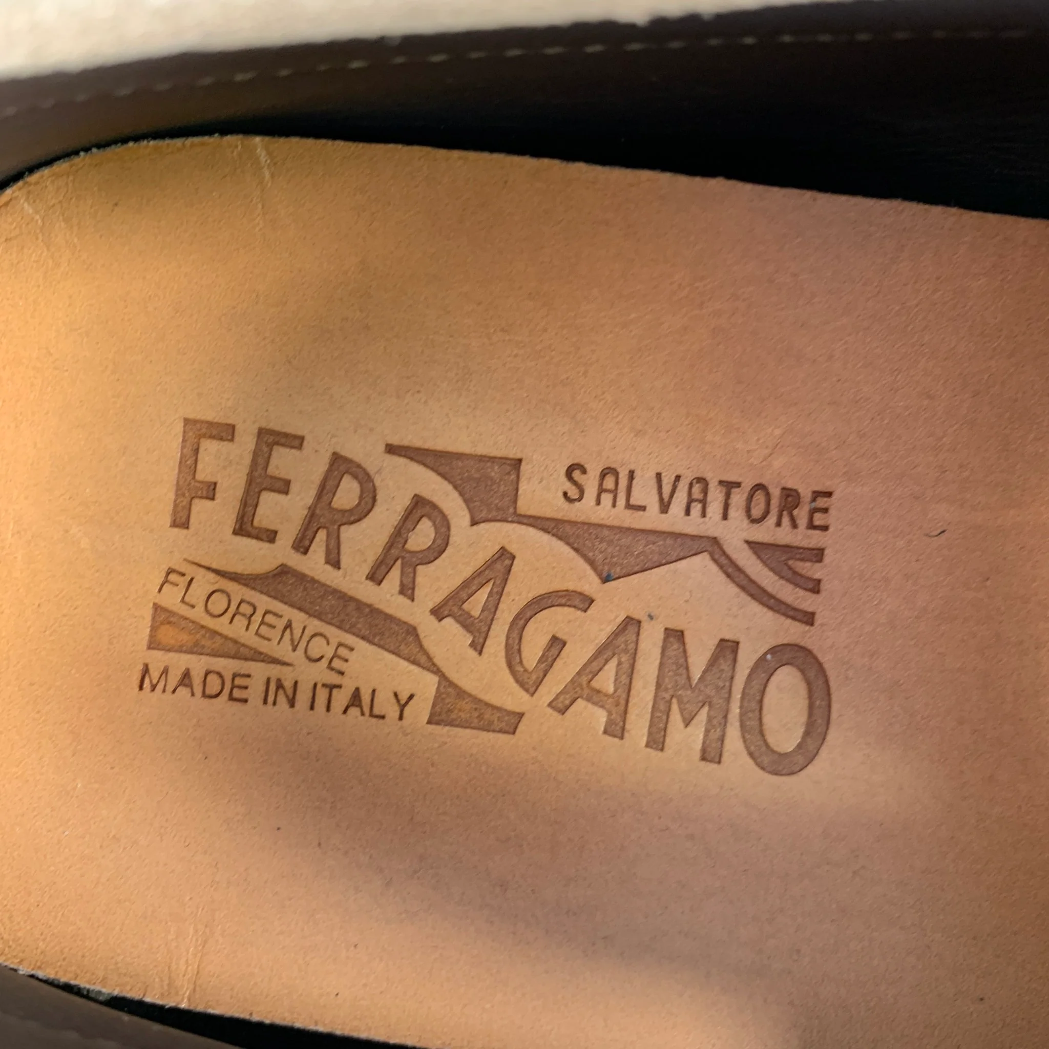 SALVATORE FERRAGAMO Size 8 Beige Silver Suede Drivers Loafers - Image 8