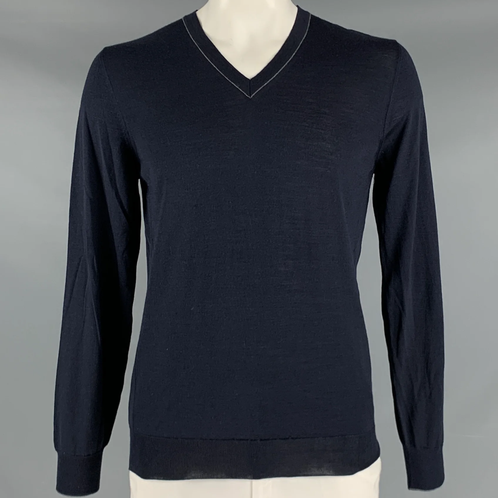 SALVATORE FERRAGAMO Size XL Navy Knit Wool Silk V-Neck Pullover