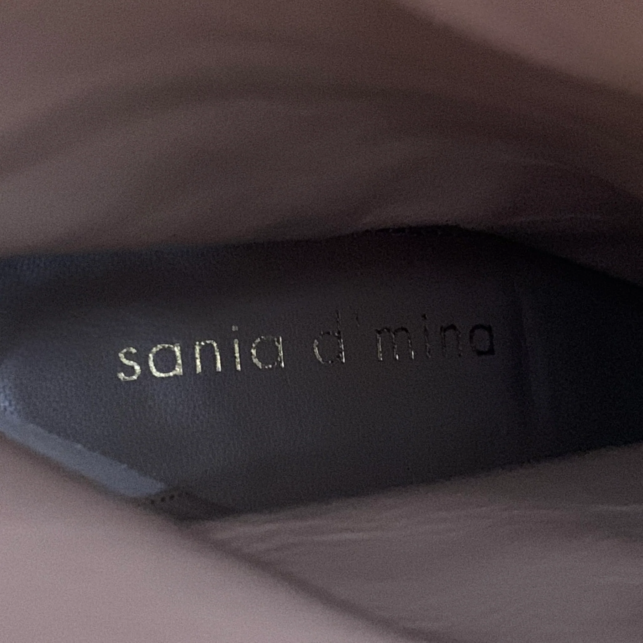 SANIA D'MINA Size 10 Grey Leather Kitten Heel Boots - Image 7