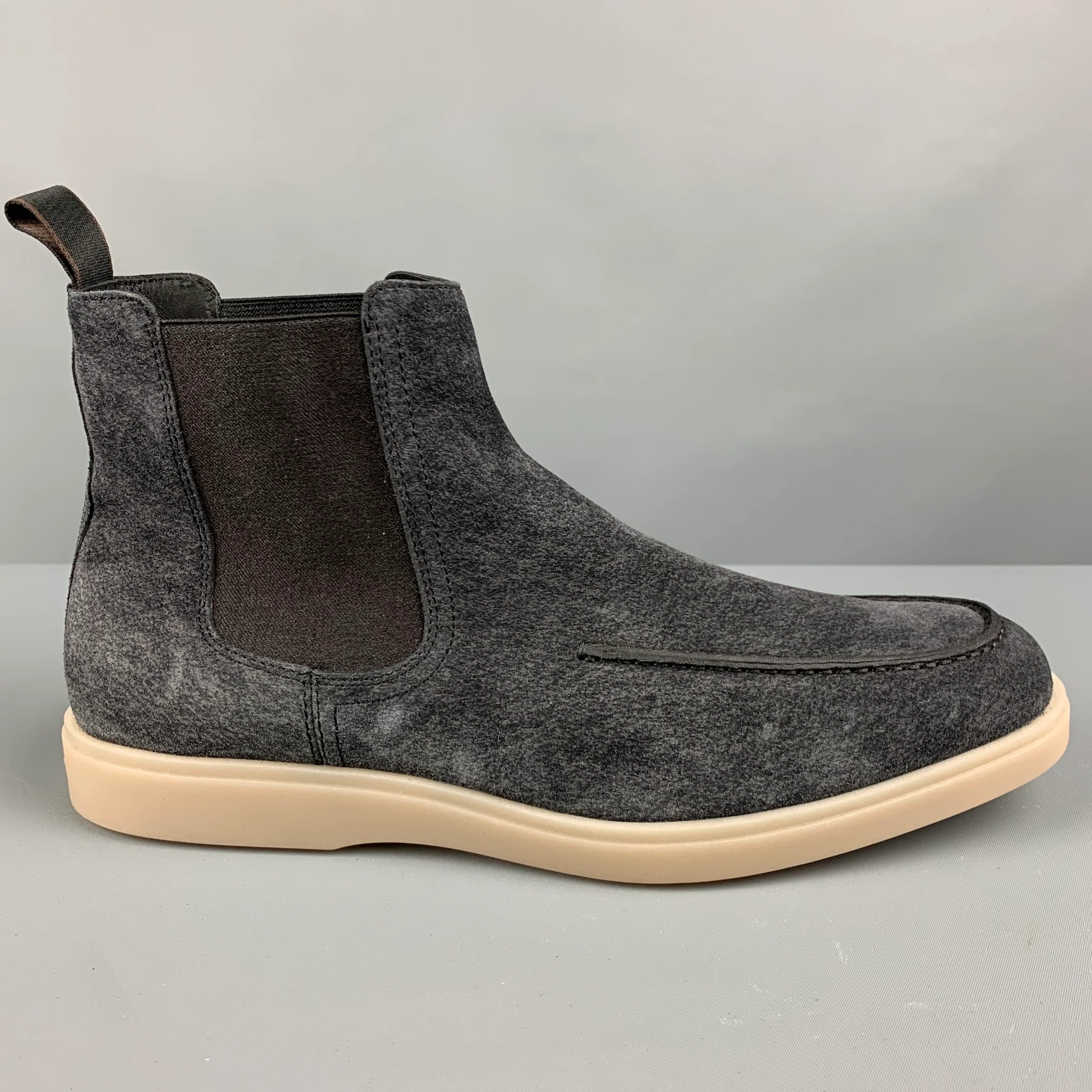 SANTONI Size 11 Grey Textured Suede Pull On Boots - Image 2