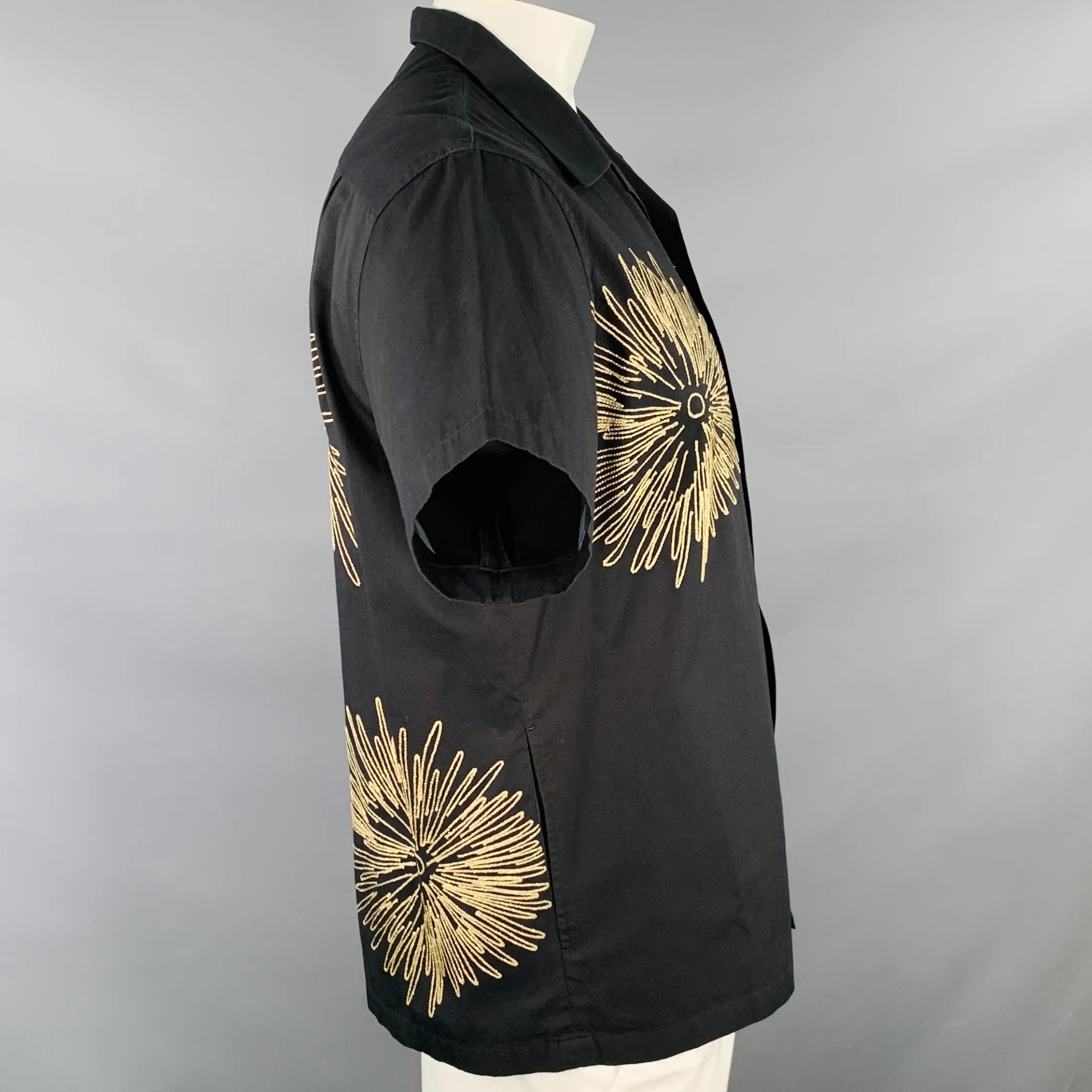 SASQUATCHfabrix Size XL Black Gold Embroidery Cotton Linen Short Sleeve Shirt - Image 4