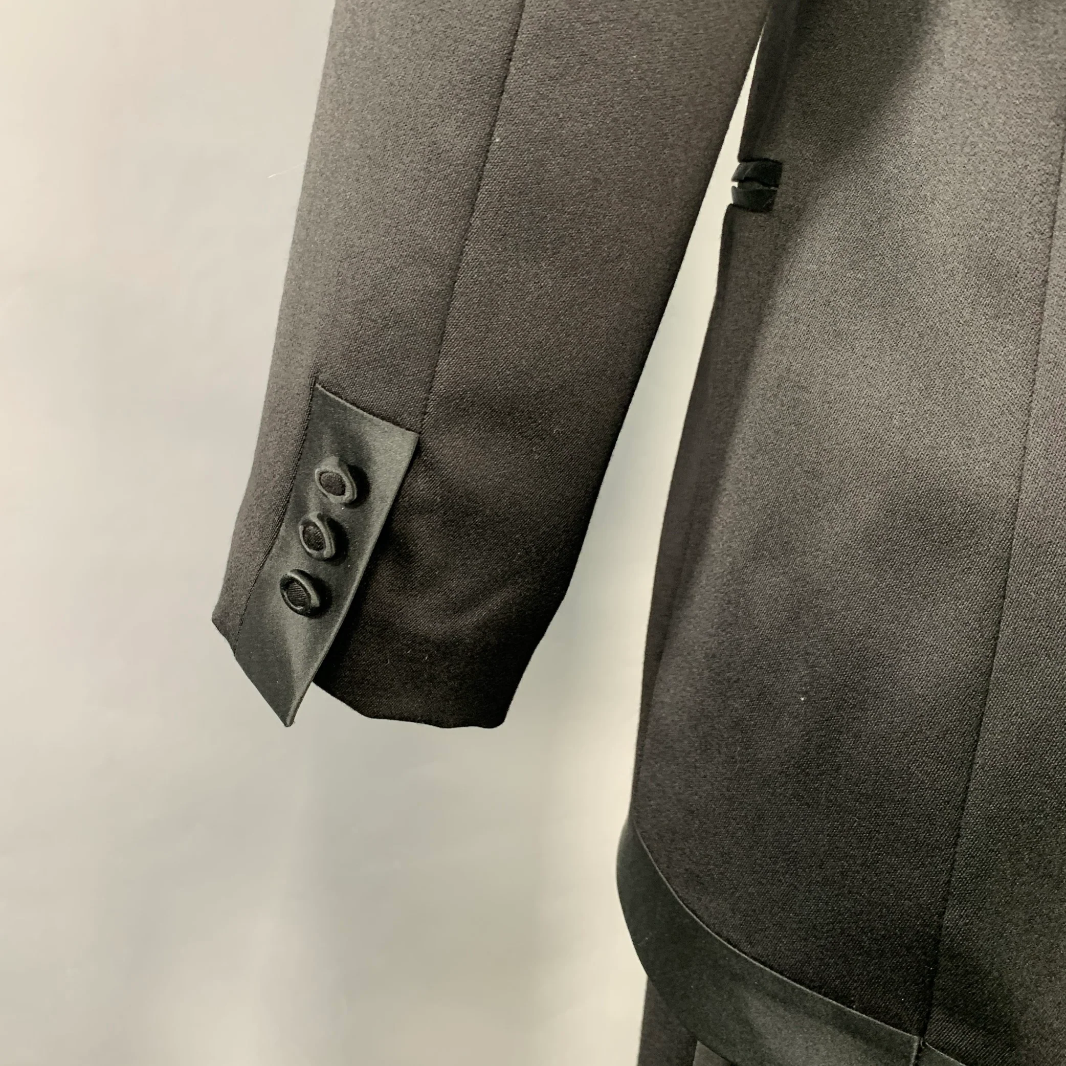 SHANGHAI TANG Size 40 Black Wool Mandarin Collar Suit - Image 6