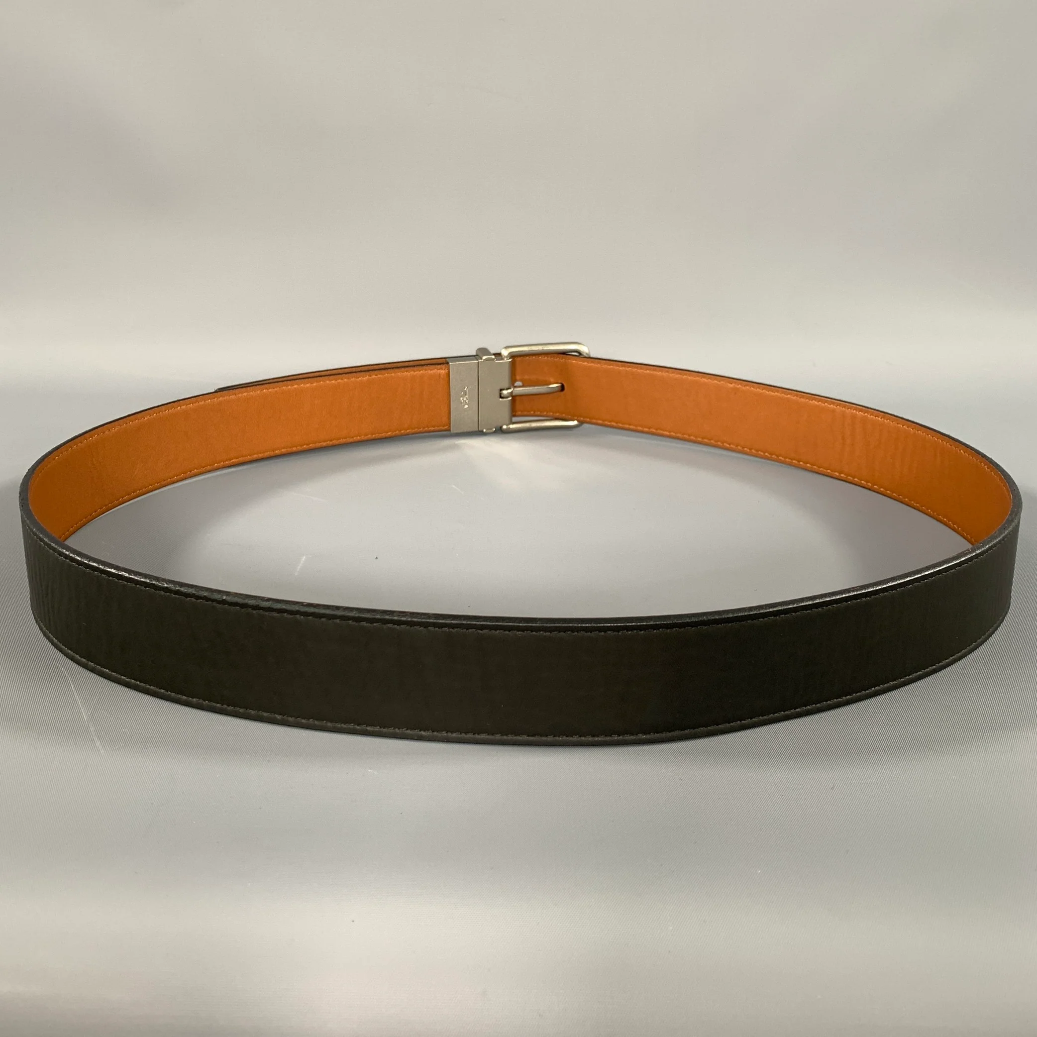 SHINOLA Size 42 Black Tan Solid Leather Belt - Image 3
