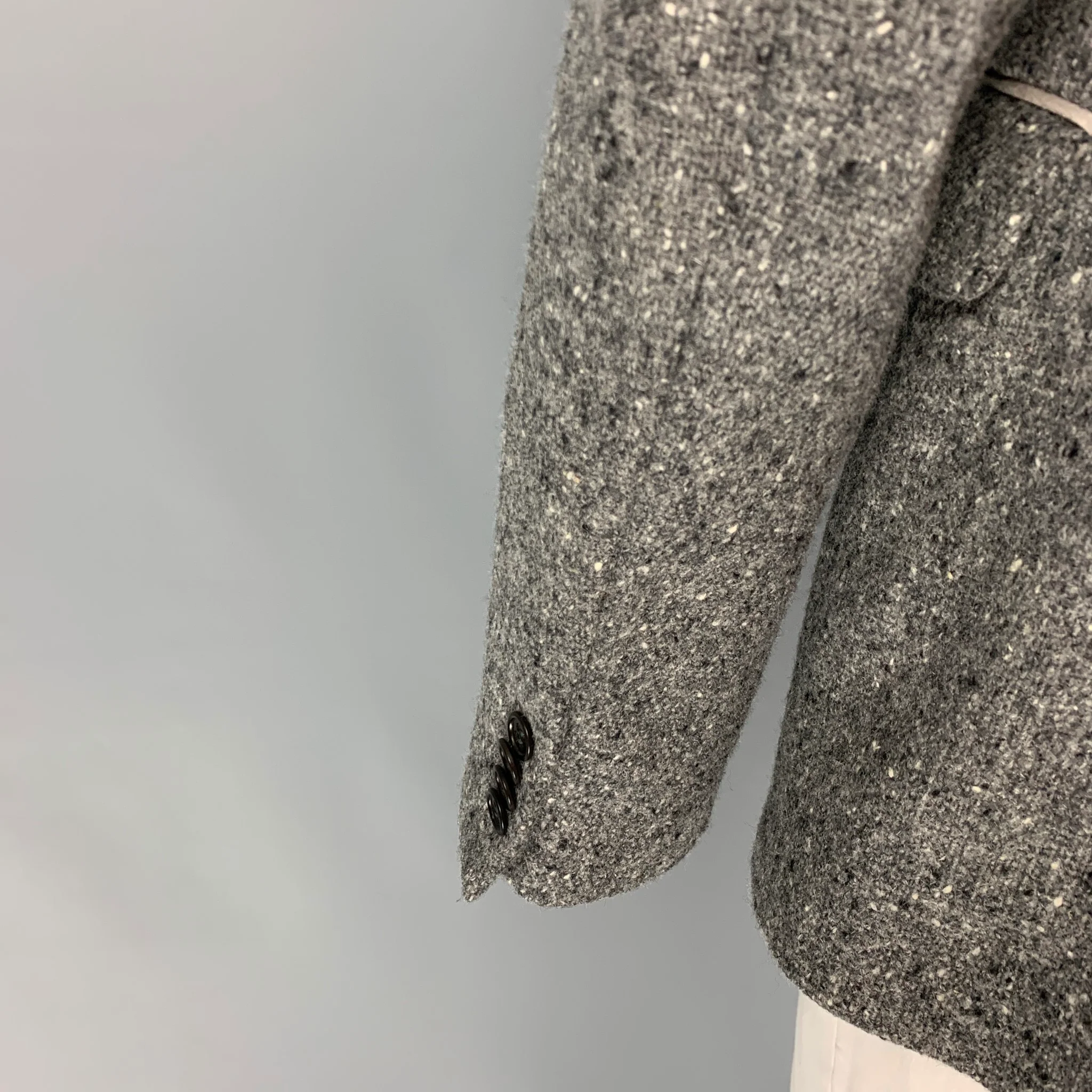 SHIPLEY and HALMOS Size 42 Grey Black White Tweed Wool Sport Coat - Image 4