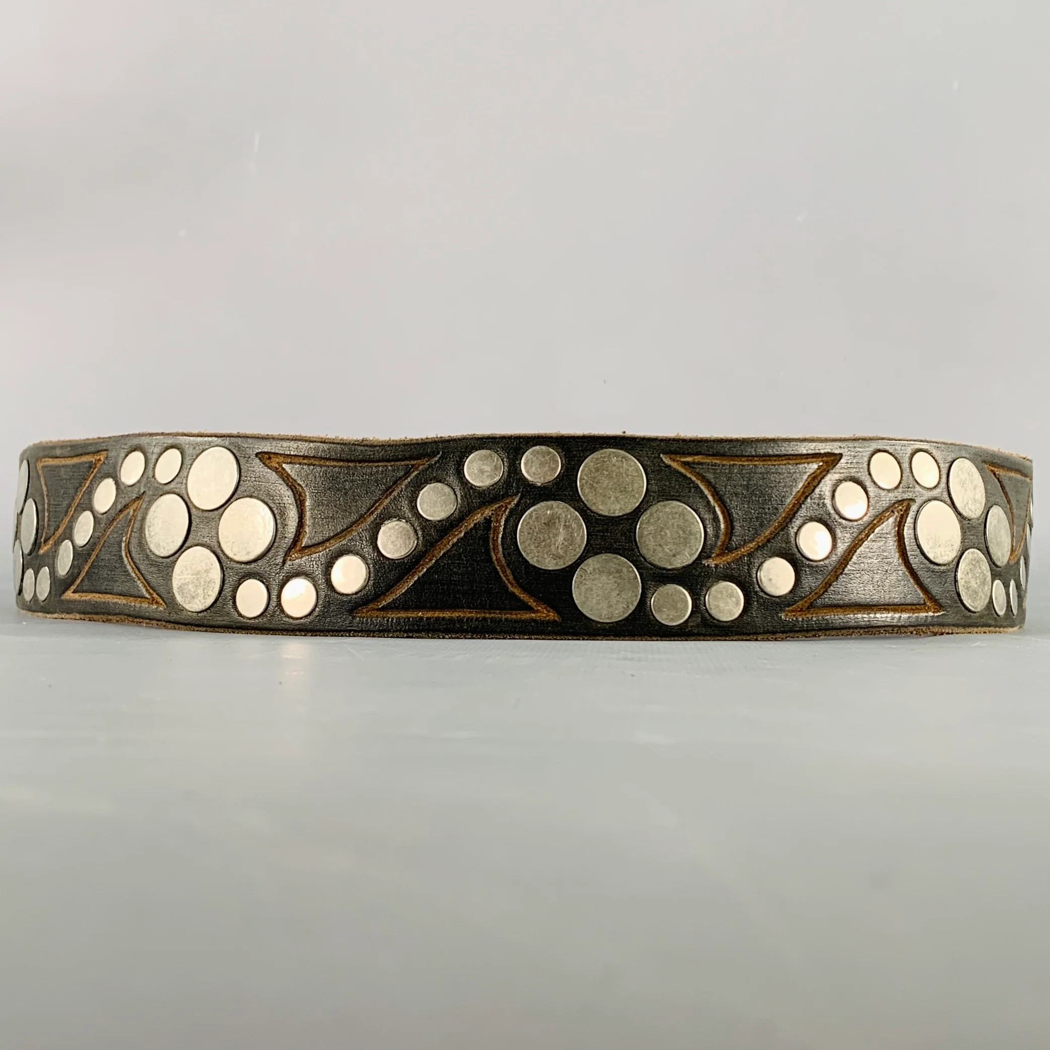 SKIN ON SKINS Size 36 Spiral Black Silver Studded Leather Belt - Image 3