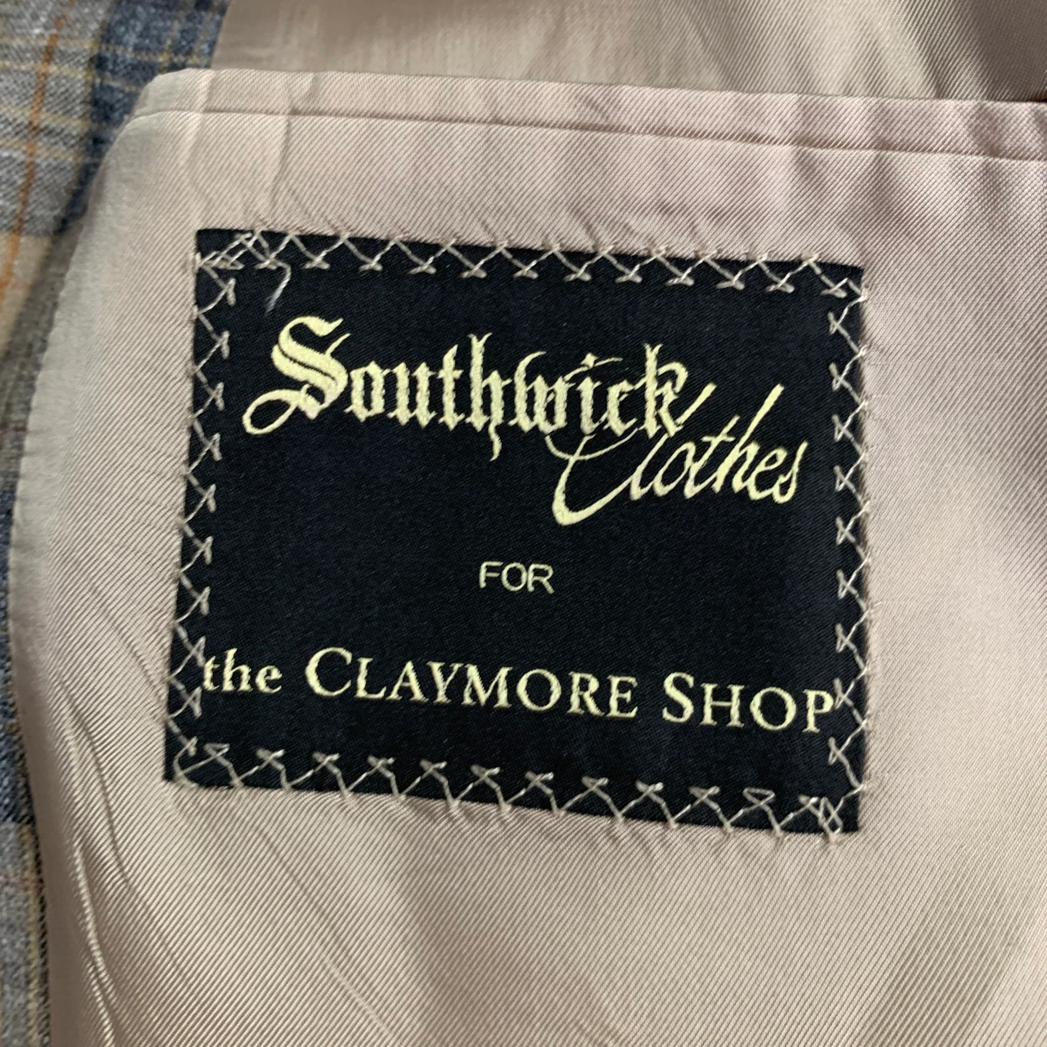 SOUTHWICK CLOTHES Size 42 Tan Grey Plaid Sport Coat - Image 6