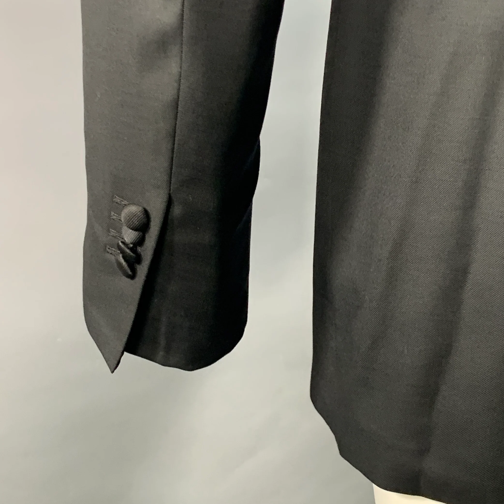 SUITSUPPLY Size 38 Long Black Wool Peak Lapel Sport Coat - Image 5