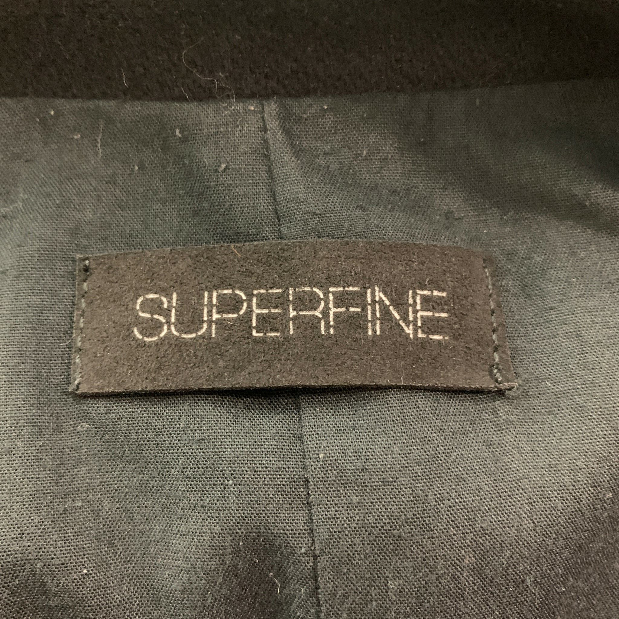 SUPERFINE Size L Black Shimmery Polyester Blend Single Button Sport Coat - Image 4