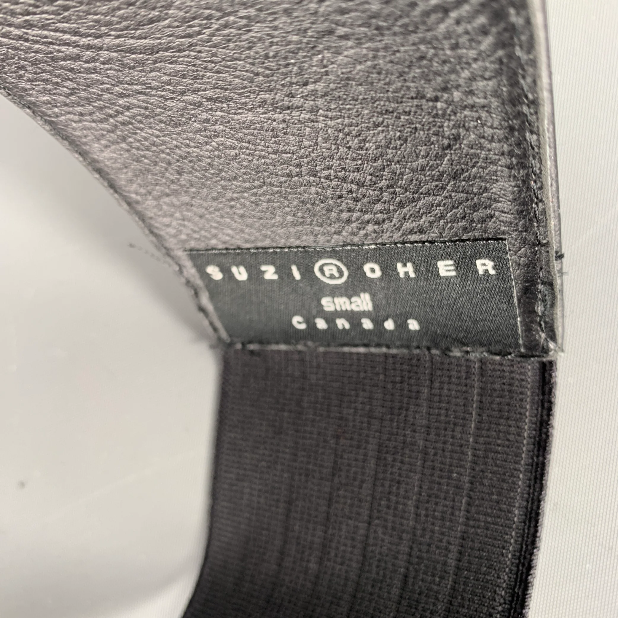 SUZI ROHER Waist Size S Black Gold Mixed Materials Suede Leather Stretch Belt - Image 5