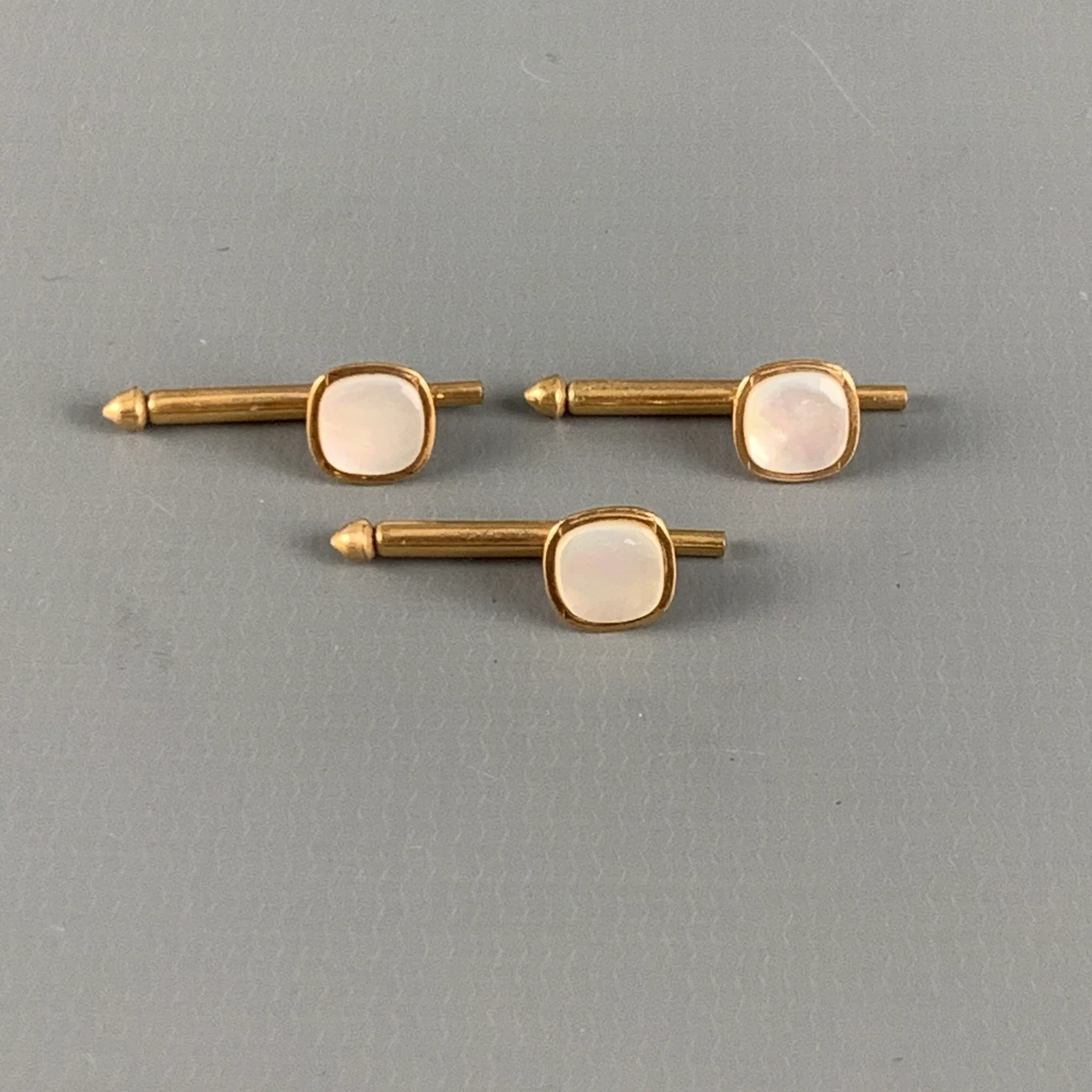 SWANK Gold Mother of Pearl Cuff Links - Image 3