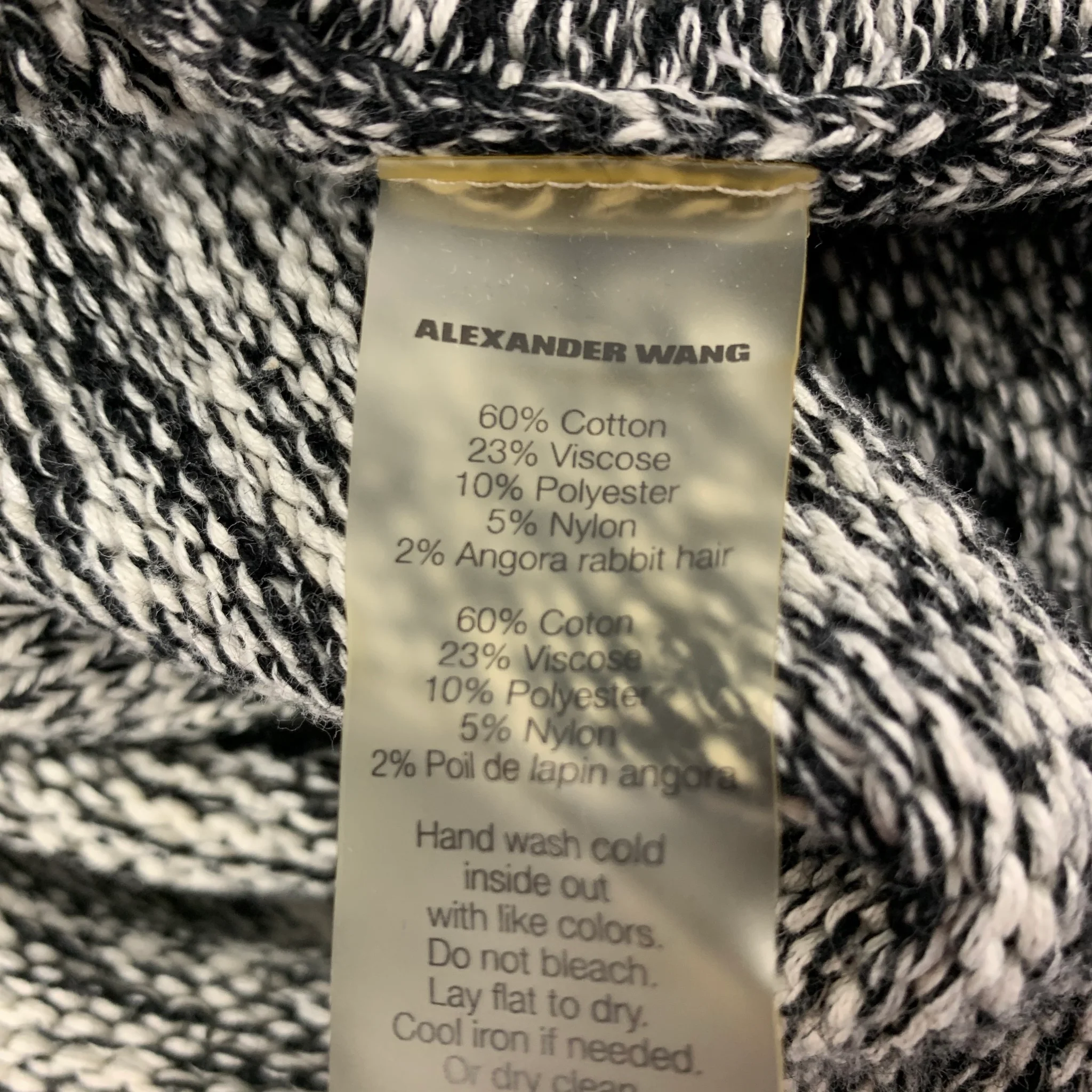 T by ALEXANDER WANG Size M Black White Marbled Cotton Blend V-Neck Sweater - Image 4