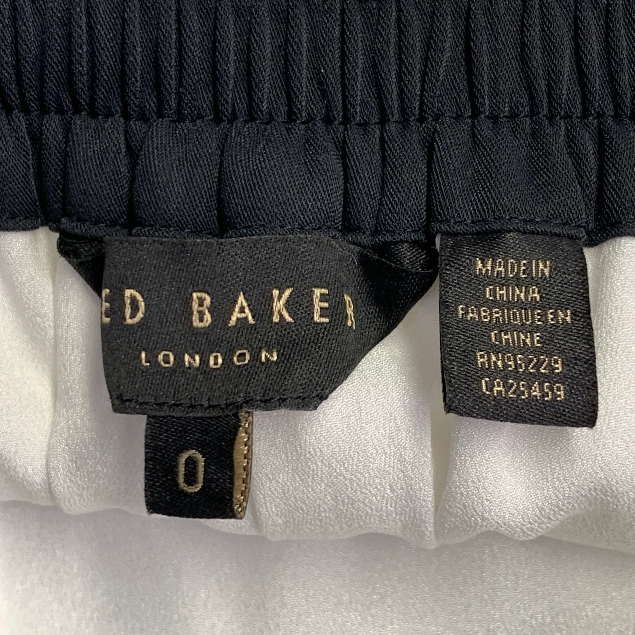 TED BAKER Size 0 White Multi Color Polyester Floral Wide Leg Dress Pants - Image 4