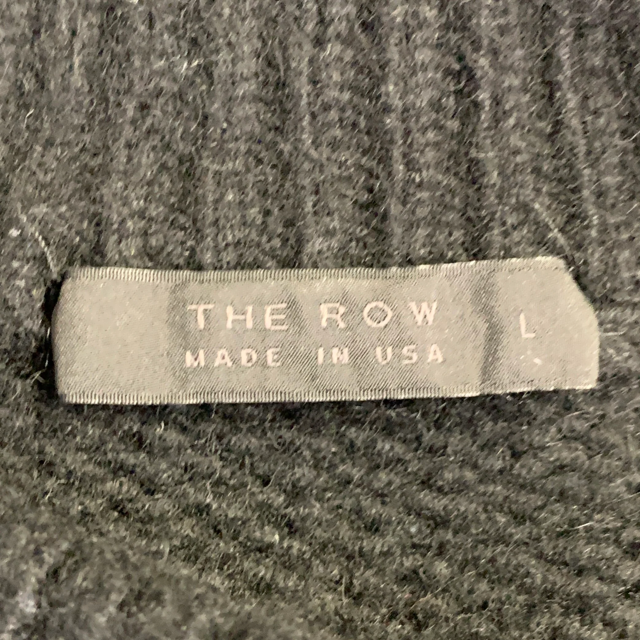 THE ROW Size L Black Cashmere Knit Raglan Sleeves Crew Neck Sweater - Image 8