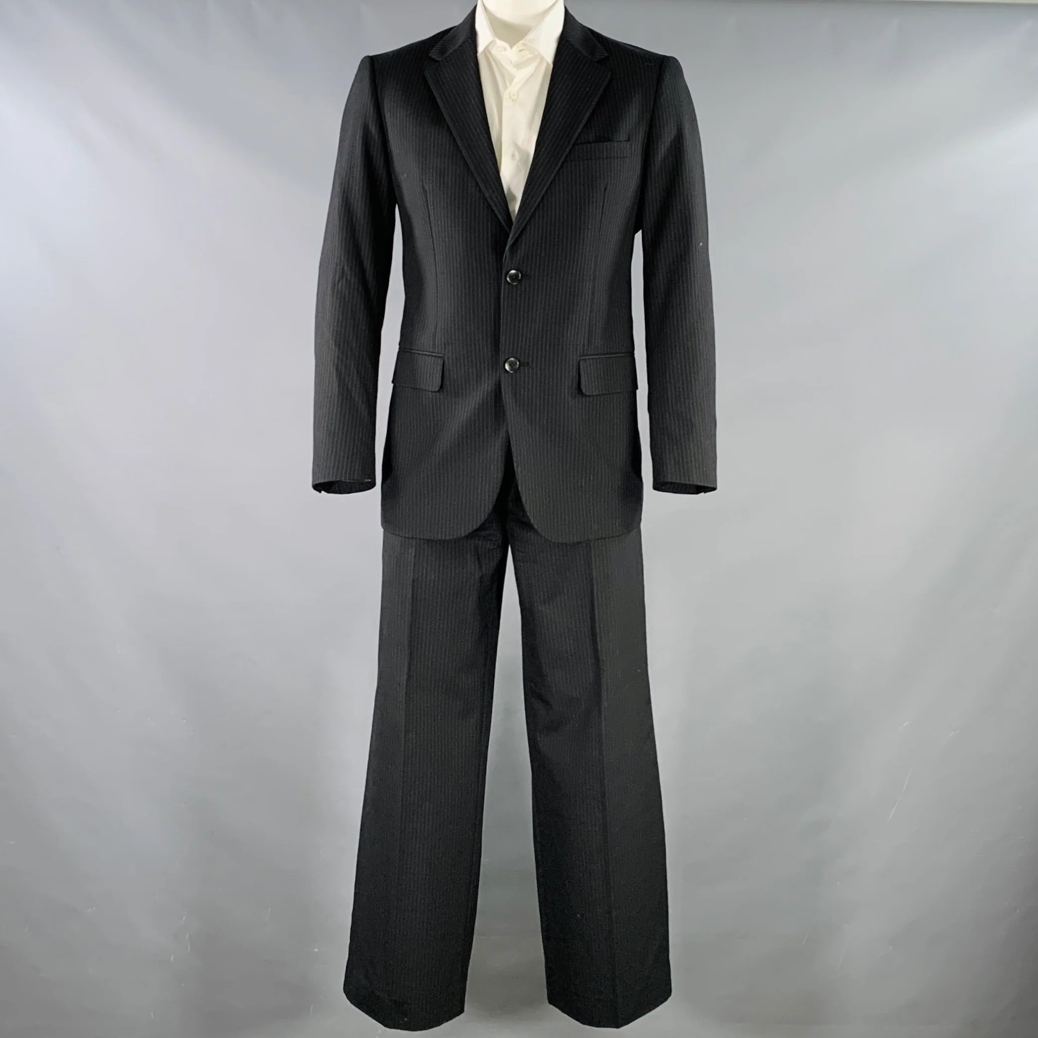 THEORY Size 42 Wellfleet Black Grey Pinstripe Wool Blend Single Breasted Suit - Image 2