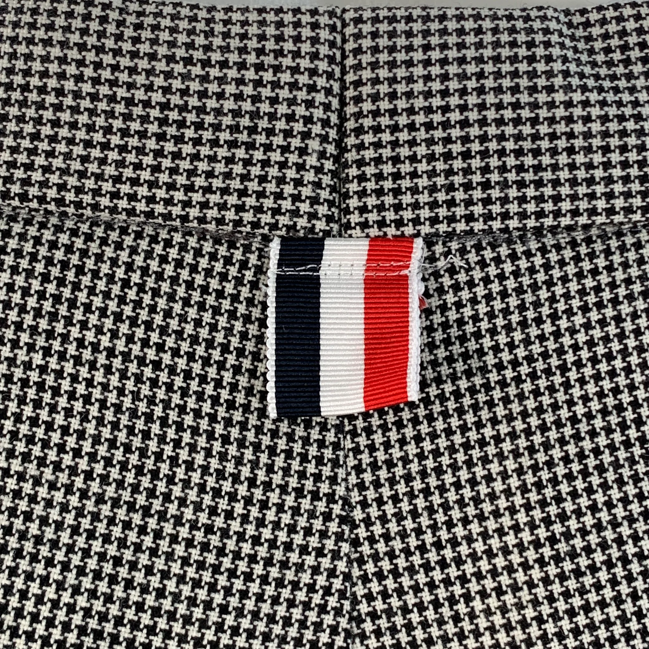 THOM BROWNE Size 38 Regular White Black Houndstooth Wool 3 Button Suit - Image 6