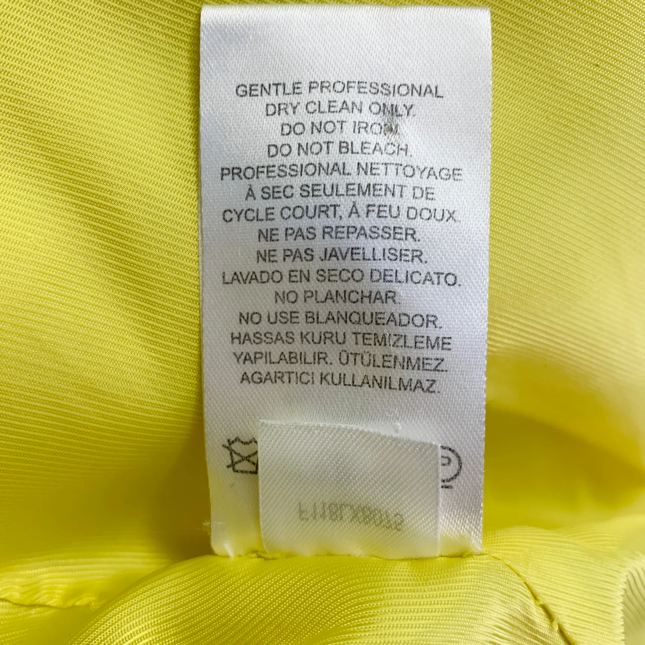 TIBI Size M Yellow Acrylic Textured Faux Fur Zip Up Oversized Bomber Jacket - Image 9