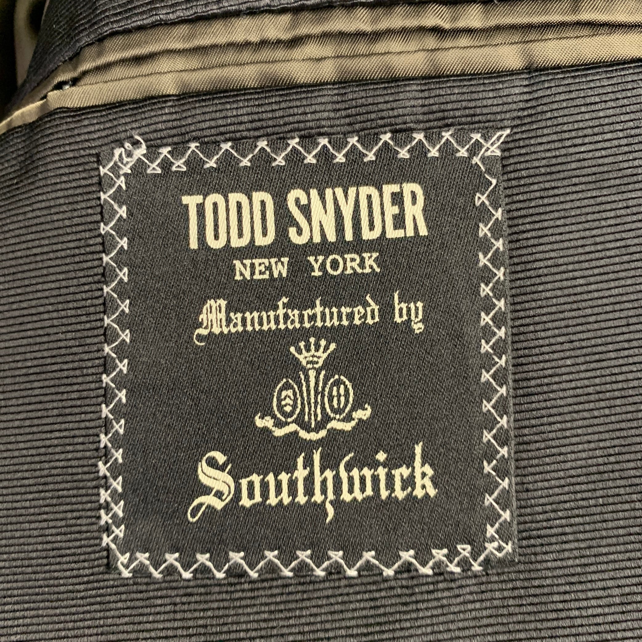 TODD SNYDER Size 42 Navy Black Wool Peak Lapel Sport Coat - Image 6