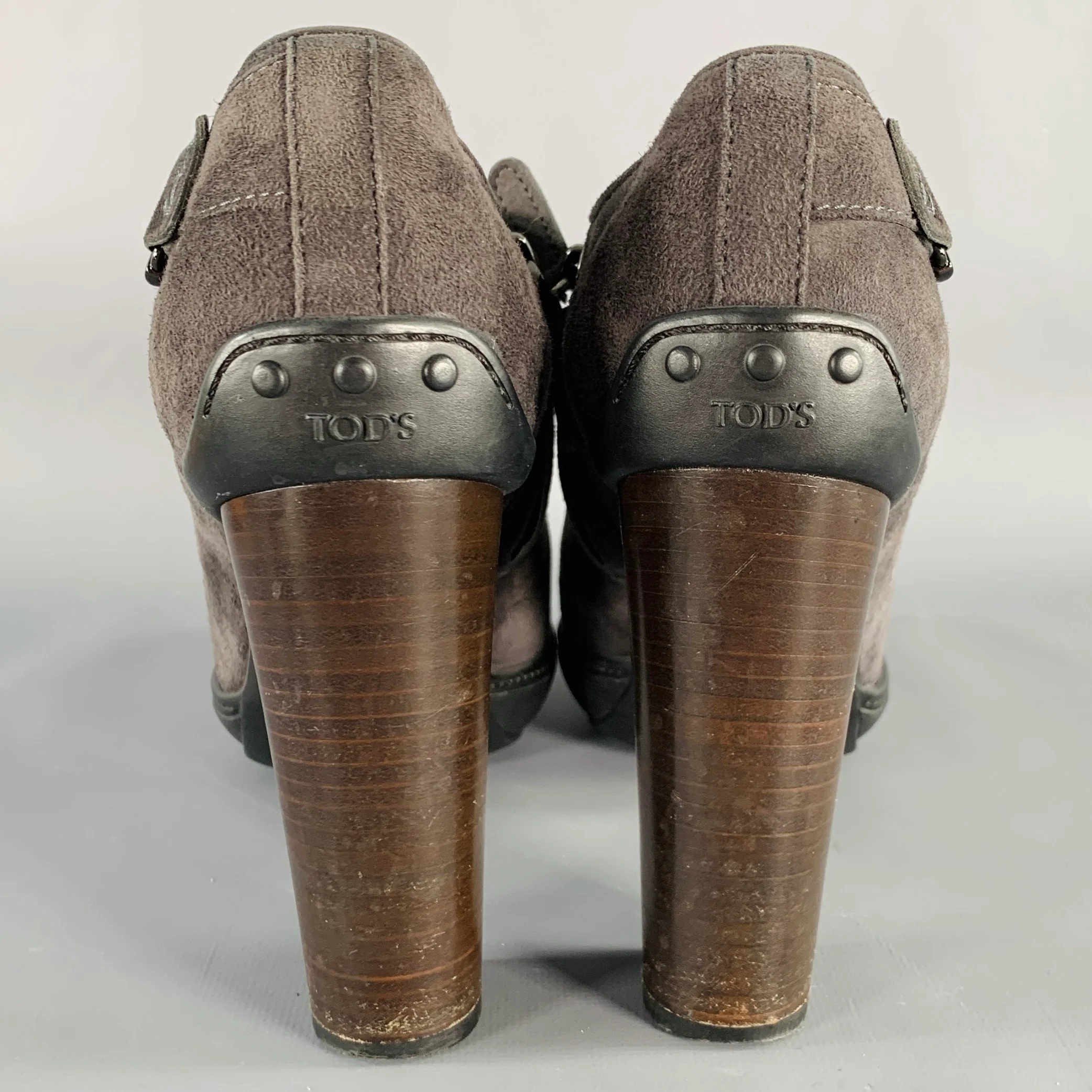 TOD'S Size 8.5 Grey Suede Platform Stacked Heel Ankle Boots - Image 3