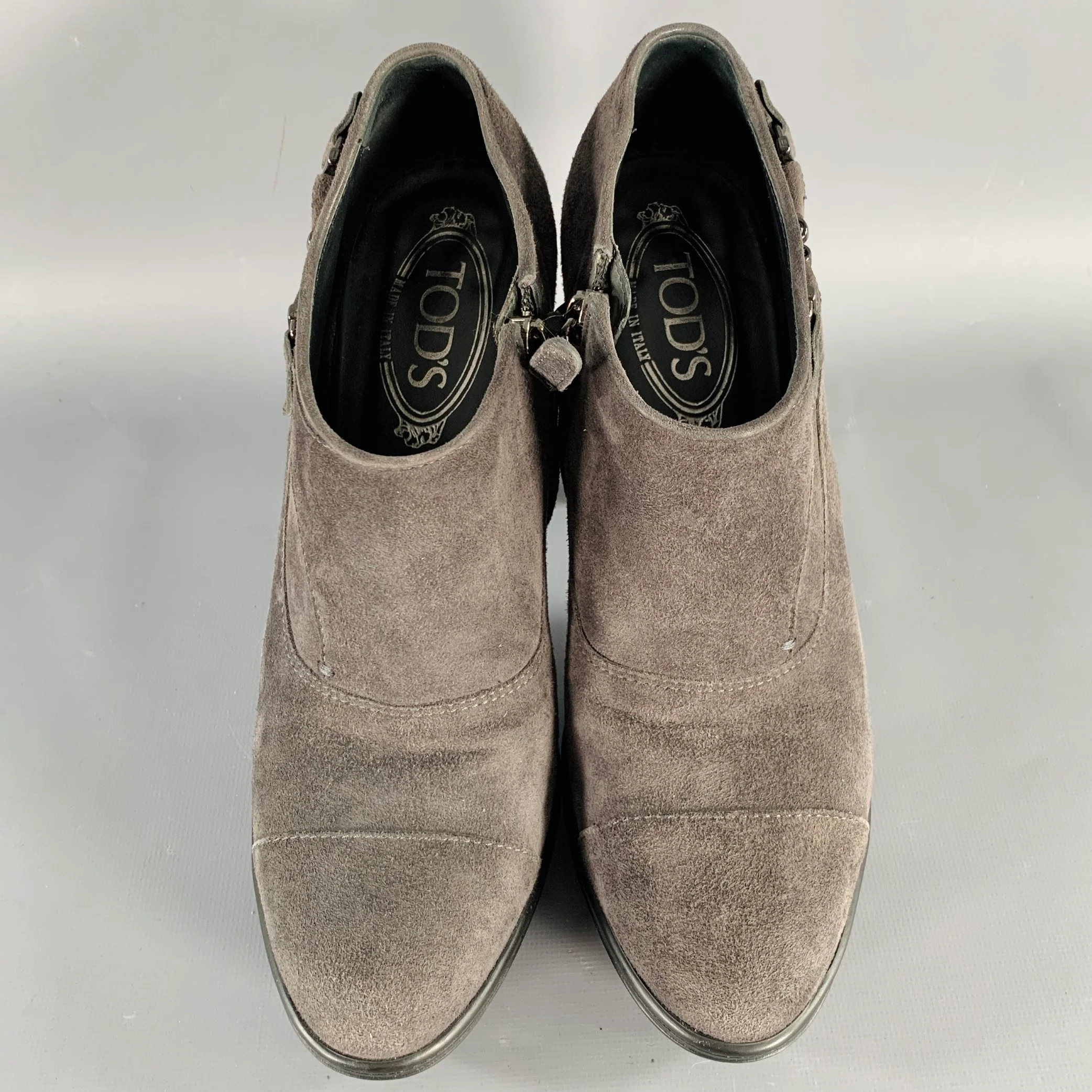 TOD'S Size 8.5 Grey Suede Platform Stacked Heel Ankle Boots - Image 4