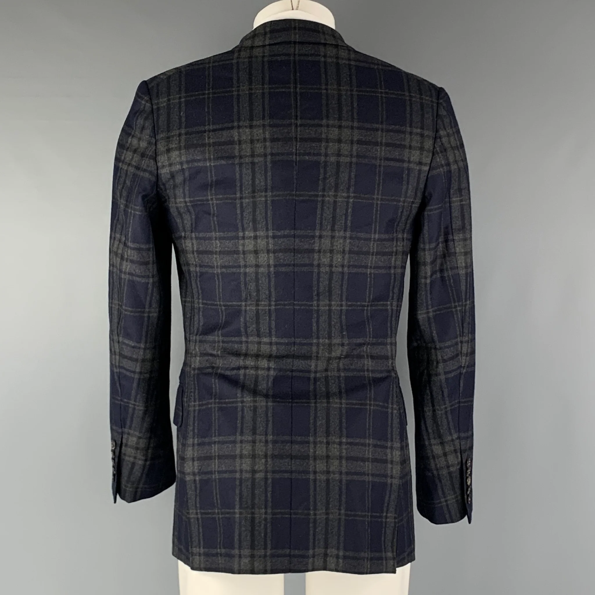 TOM FORD Chest Size 36 Navy Grey Plaid Wool Cashmere Peak Lapel Sport Coat - Image 3