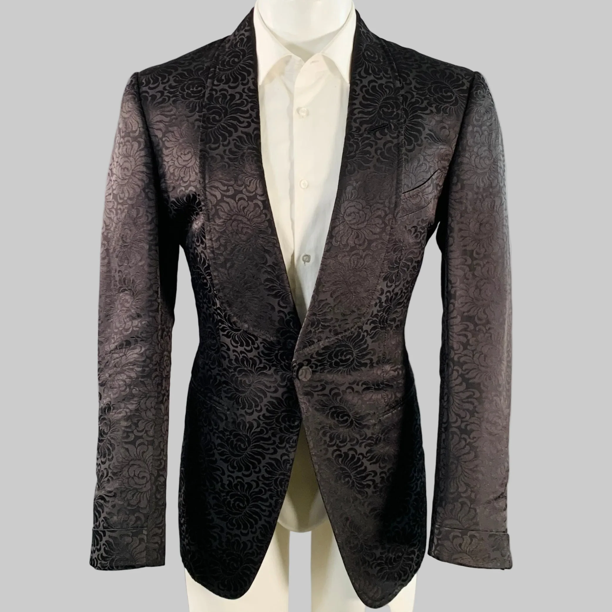 TOM FORD Size 40 Regular Black Jacquard Silk Cotton Linen Shawl Collar Tuxedo