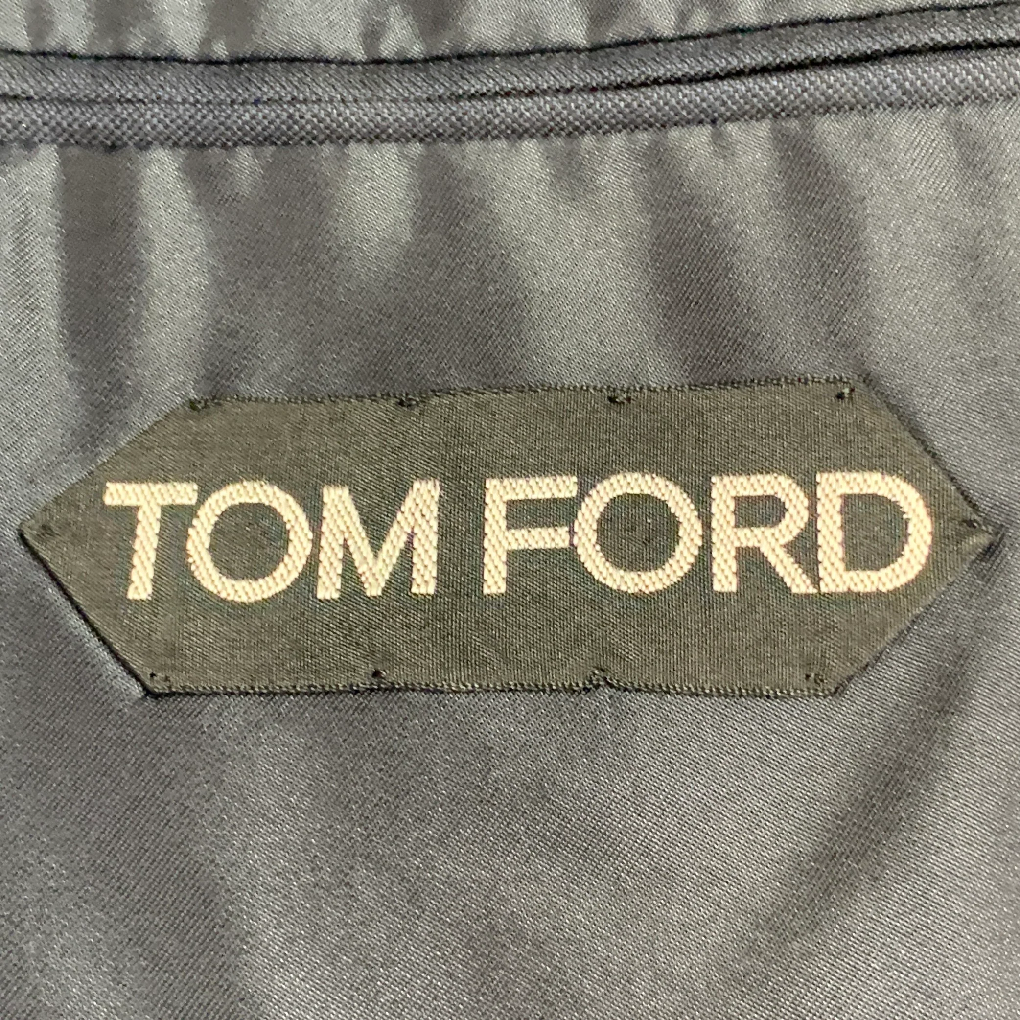 TOM FORD Size 40 Regular Navy Wool Peak Lapel 3 Piece Suit - Image 9