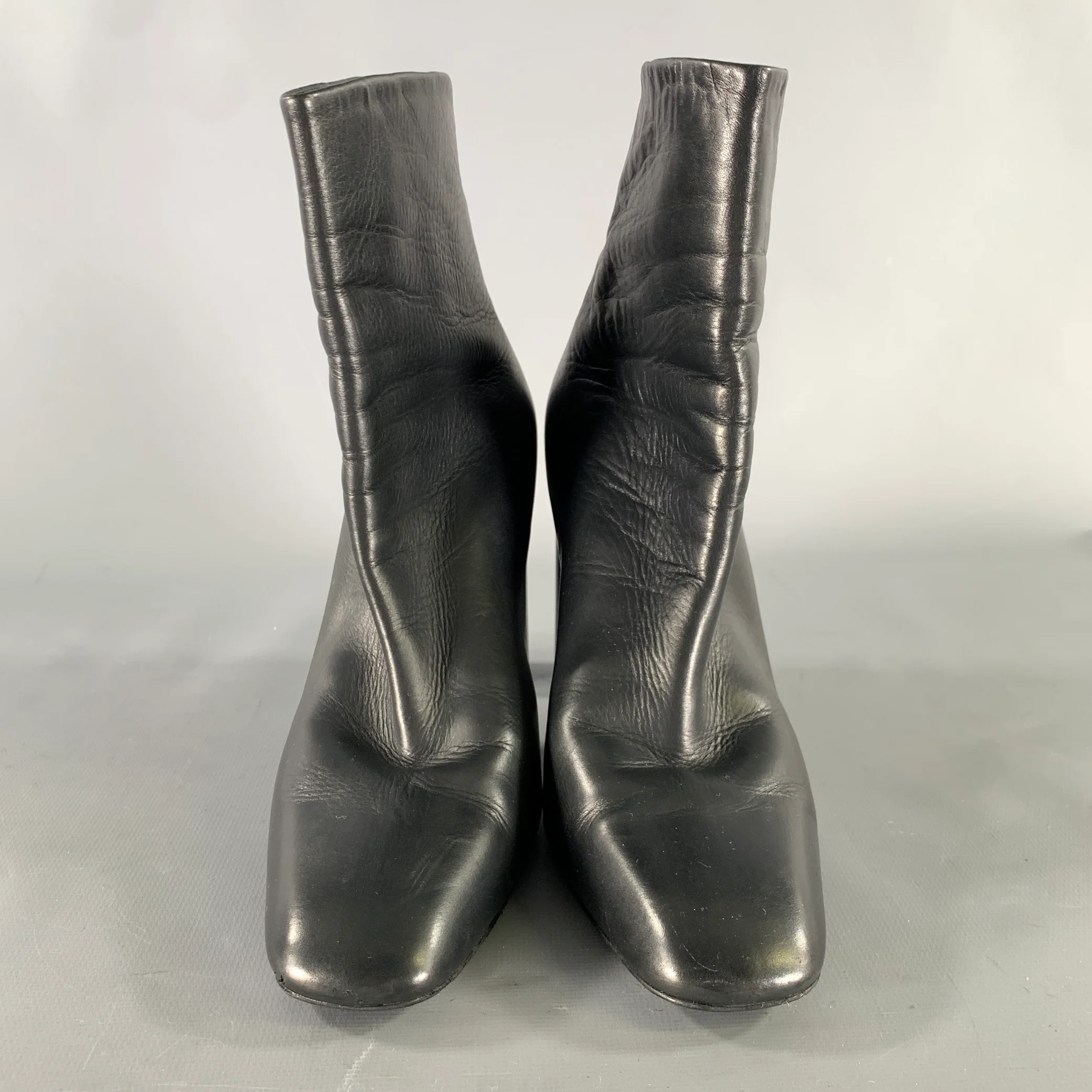 TOM FORD Size 7 Black Leather Solid Zip Up Boots - Image 4