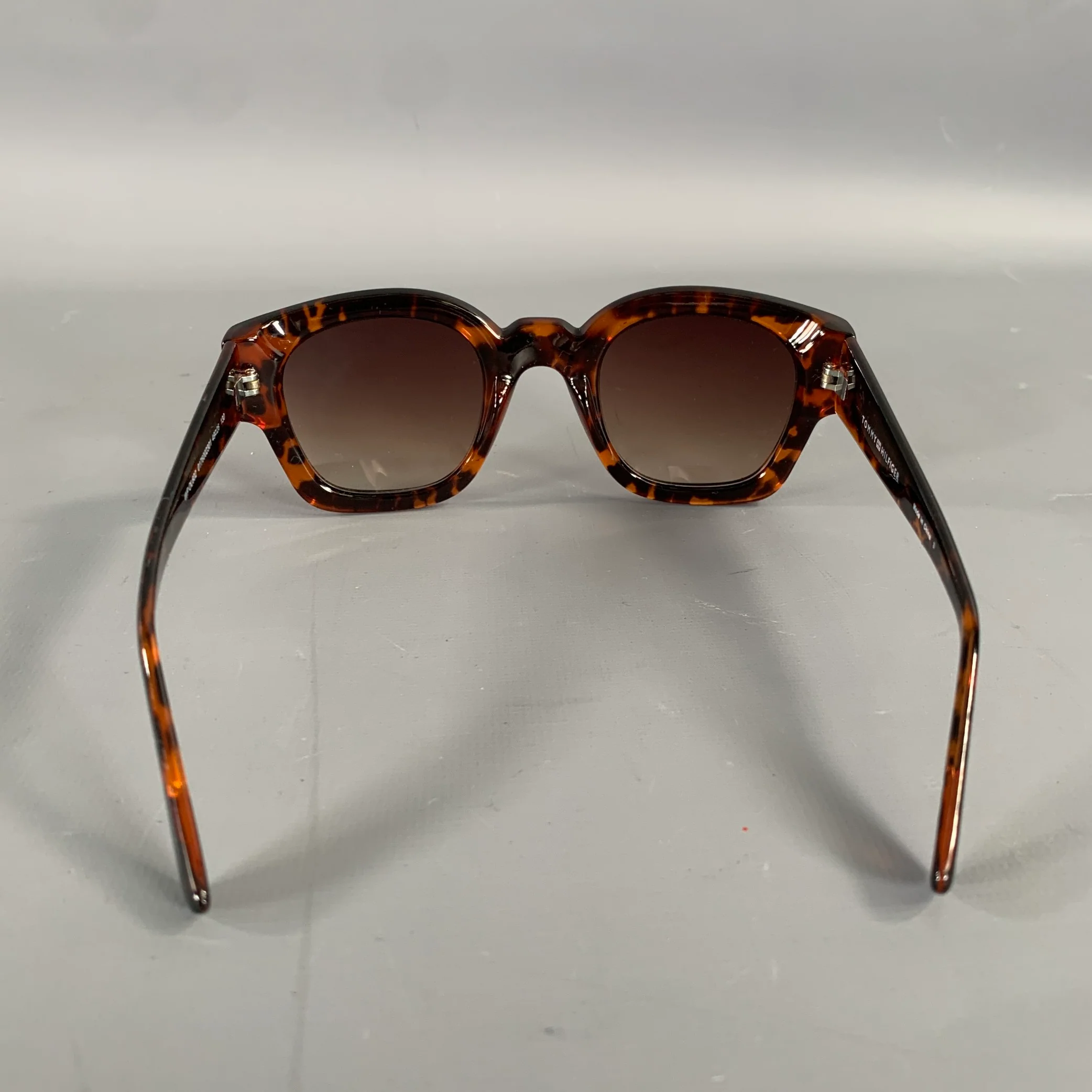 TOMMY HILFIGER Brown Tortoise Sunglasses - Image 3