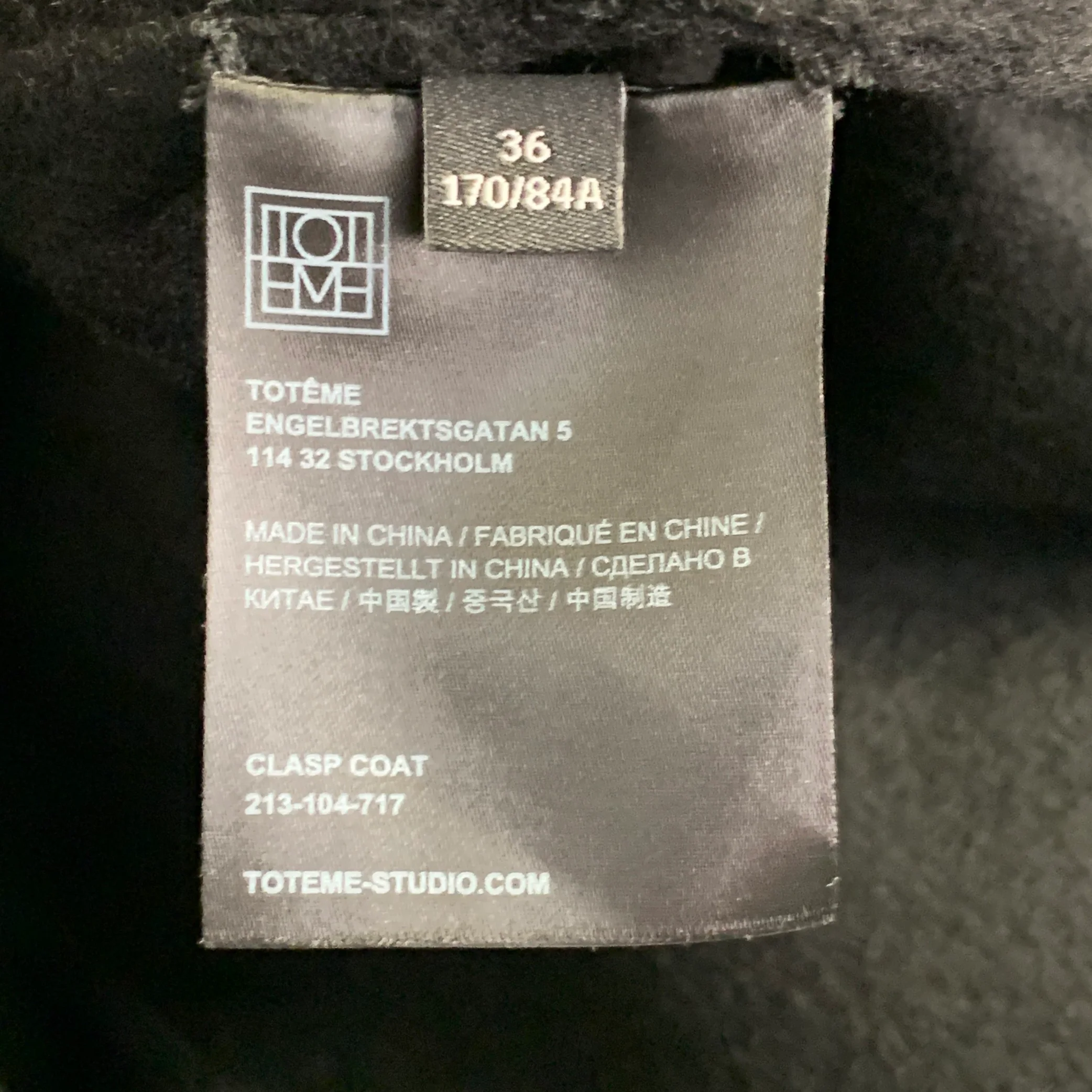 TOTEME Size L Black Wool Cashmere V-Neck Clasp Coat - Image 6