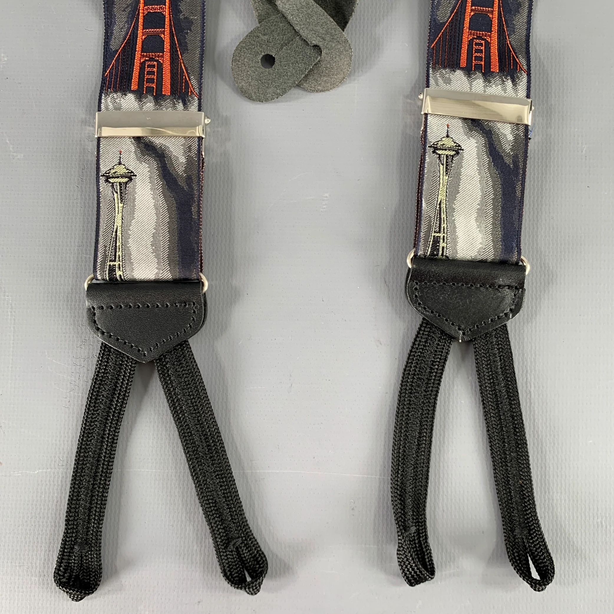 TRAFALGAR Black Multi Color Landmarks Suspenders - Image 4