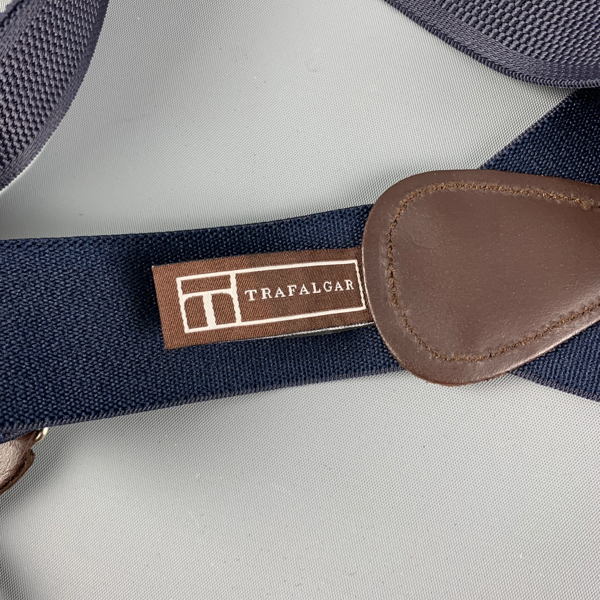TRAFALGAR Size One Size Navy Brown Leather Elastic Suspenders - Image 7