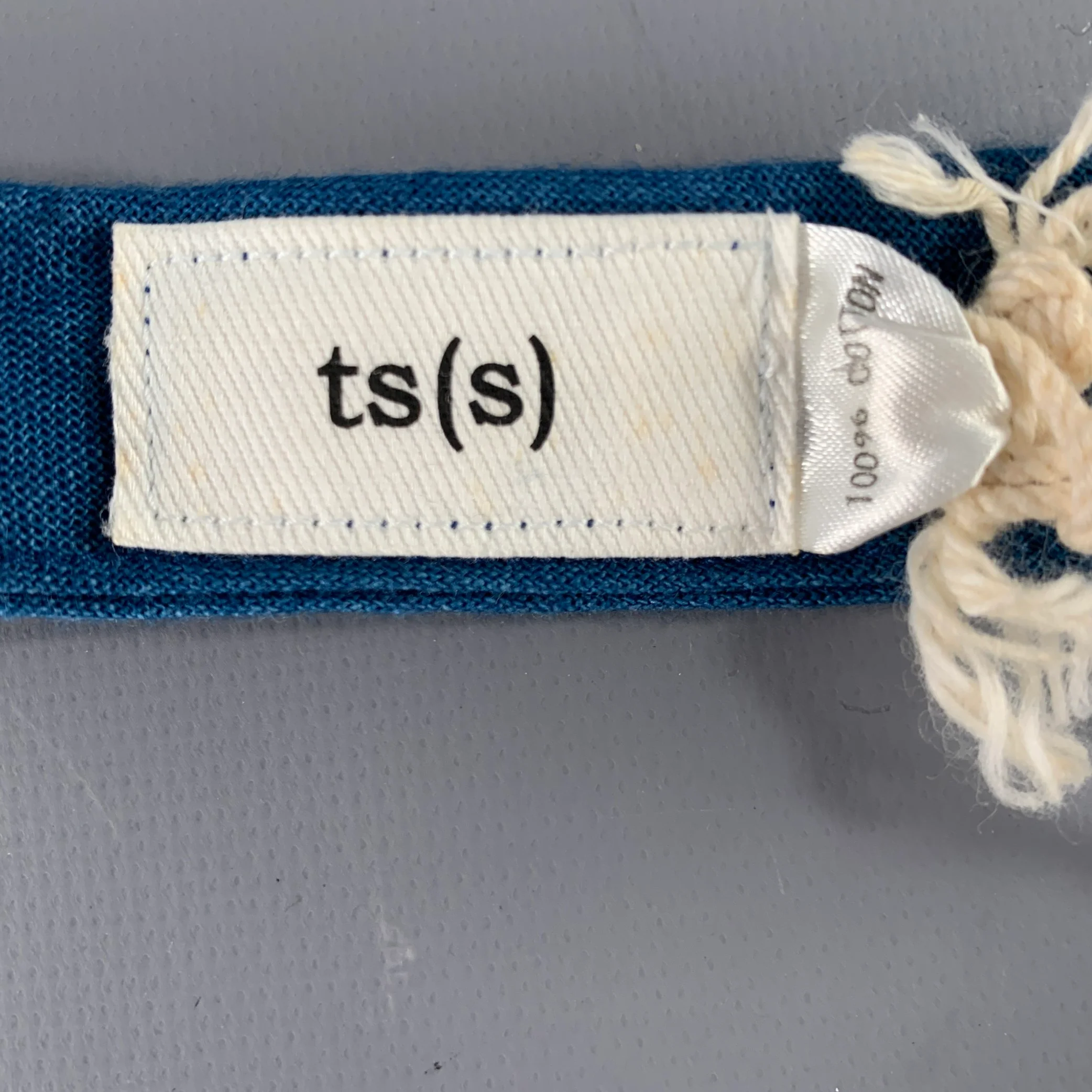 TS (S) Indigo Wrinkled Cotton Tie - Image 2