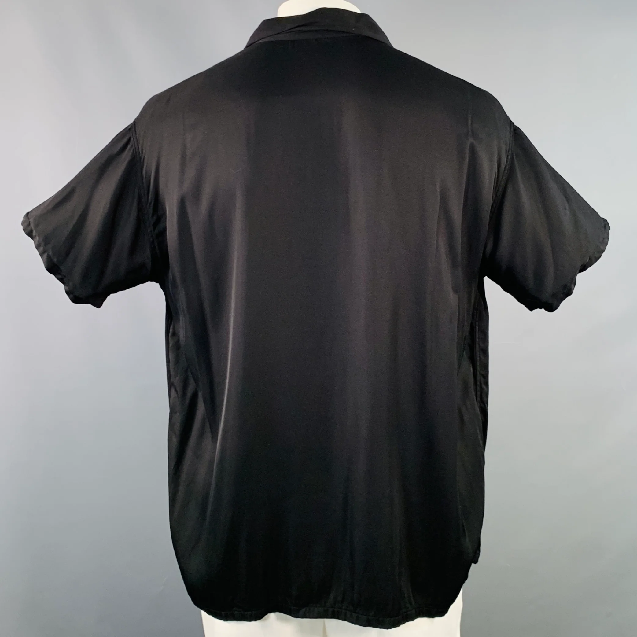 TUKI Size XL Black Rayon Twill Two Pockets Oversized Short Sleeve Shirt - Image 3