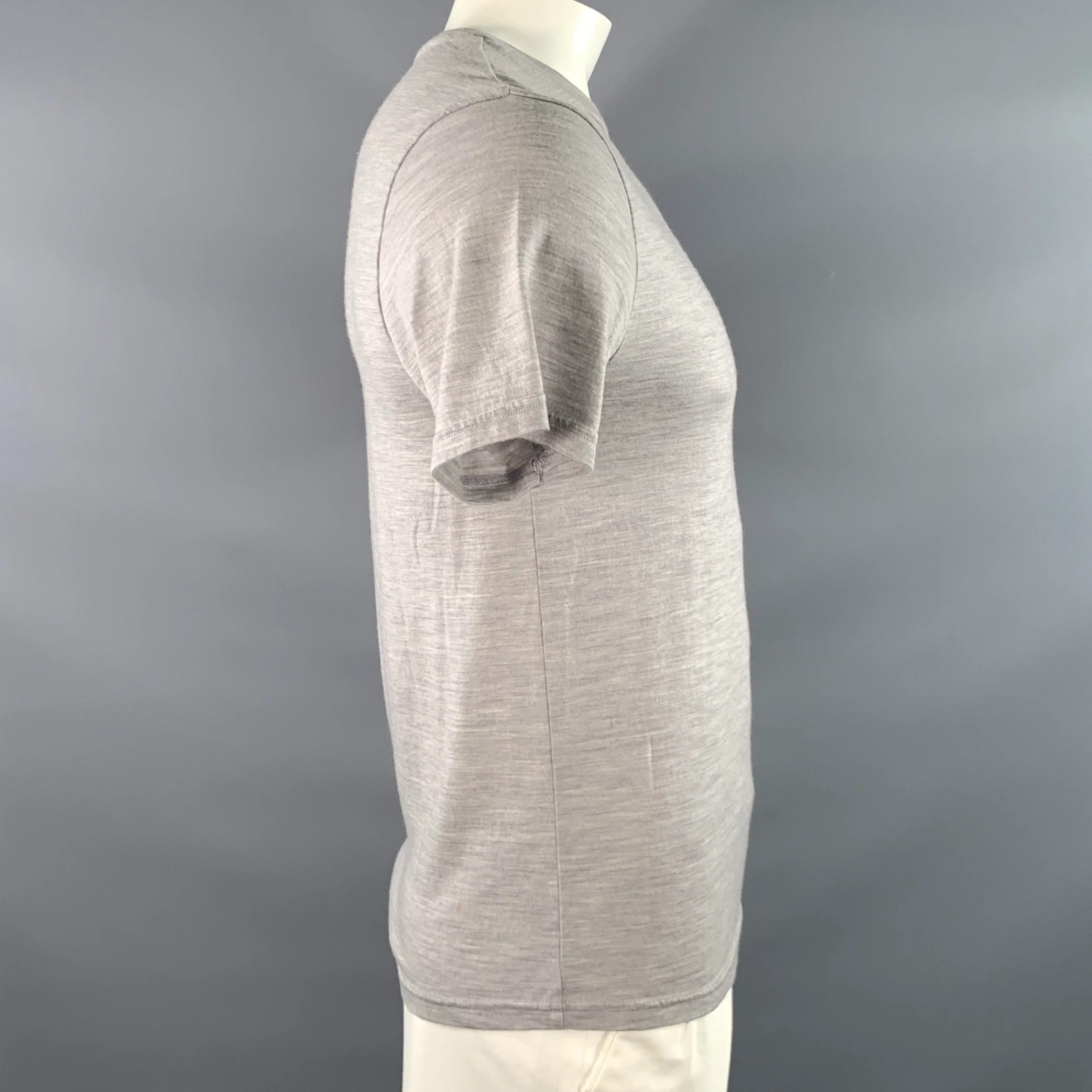 UNBOUND Size L Grey Heather Merino Wool Crew Neck T shirt - Image 2