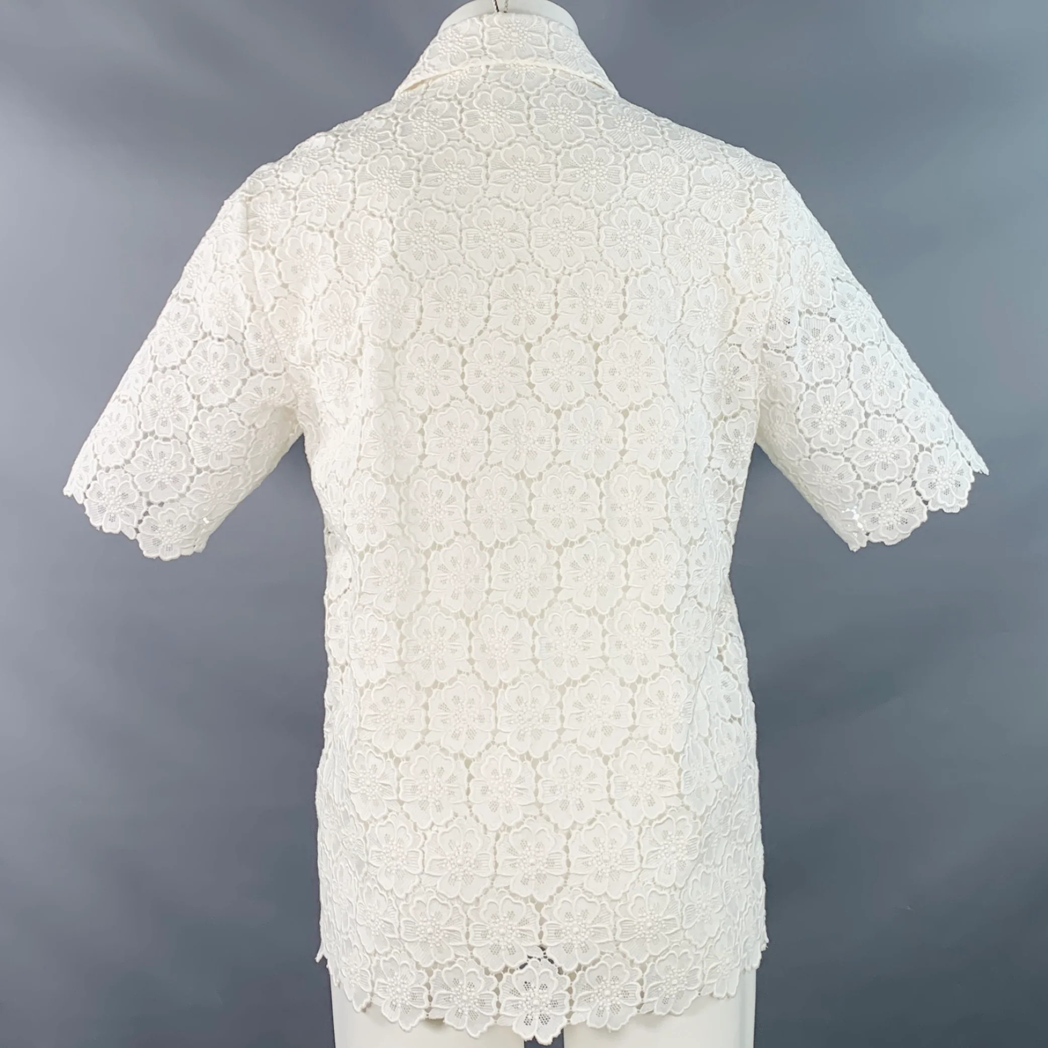 VALENTINO 2021 Size M White Lace Cotton Blend Hidden Placket Short Sleeve Shirt - Image 4