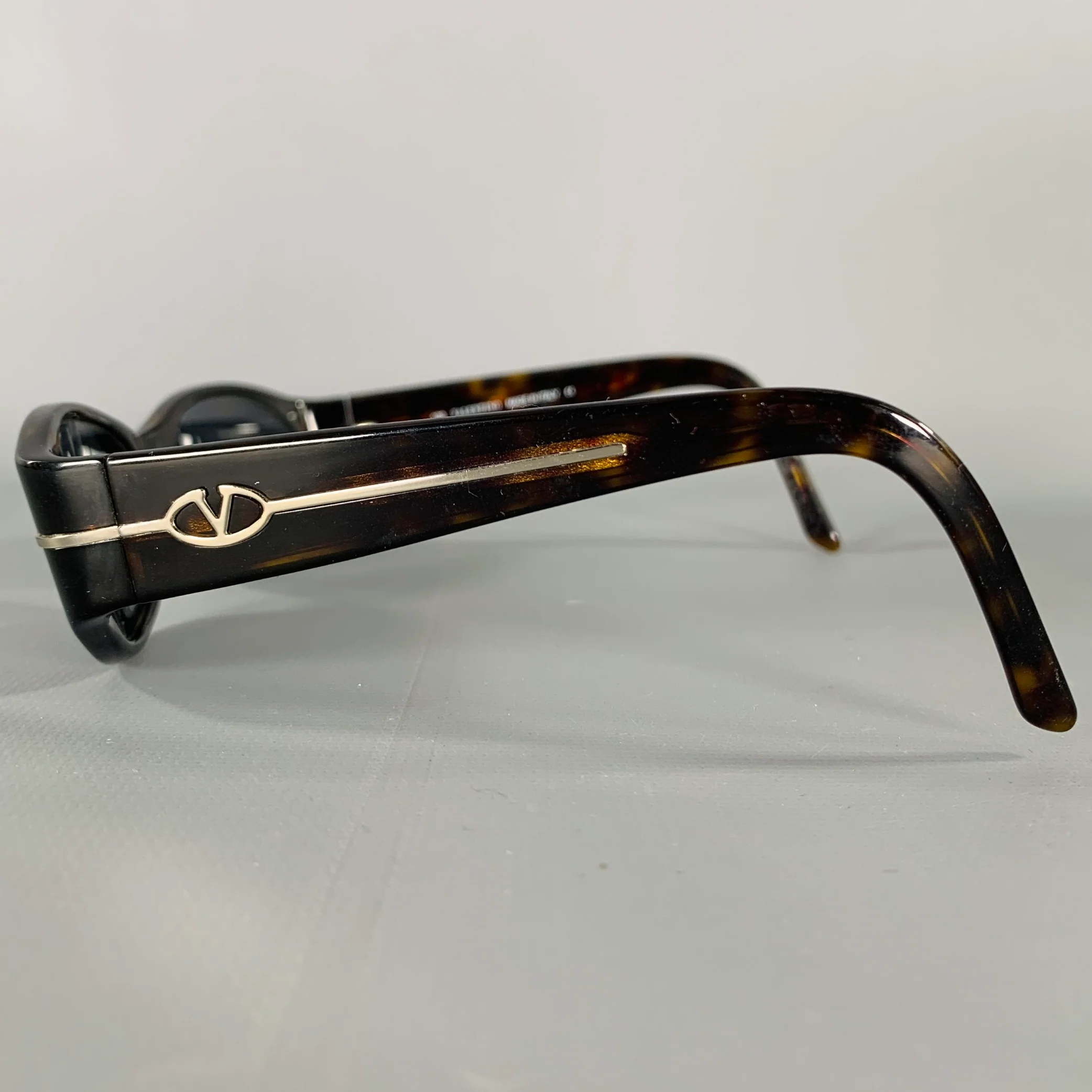 VALENTINO Black Silver Acetate Sunglasses - Image 4