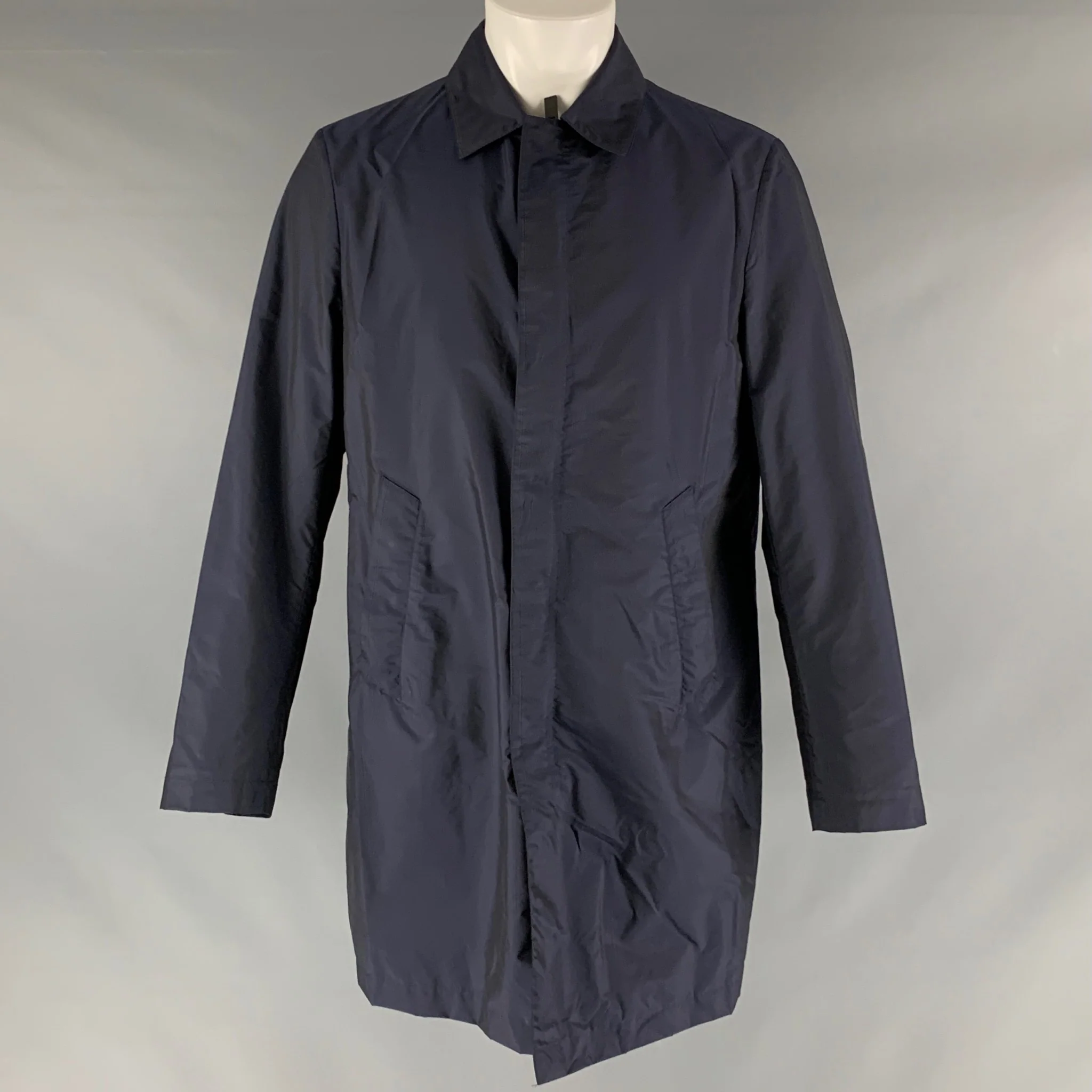VALENTINO Size 40 Navy Solid Polyamide Silk Zip & Snaps Coat