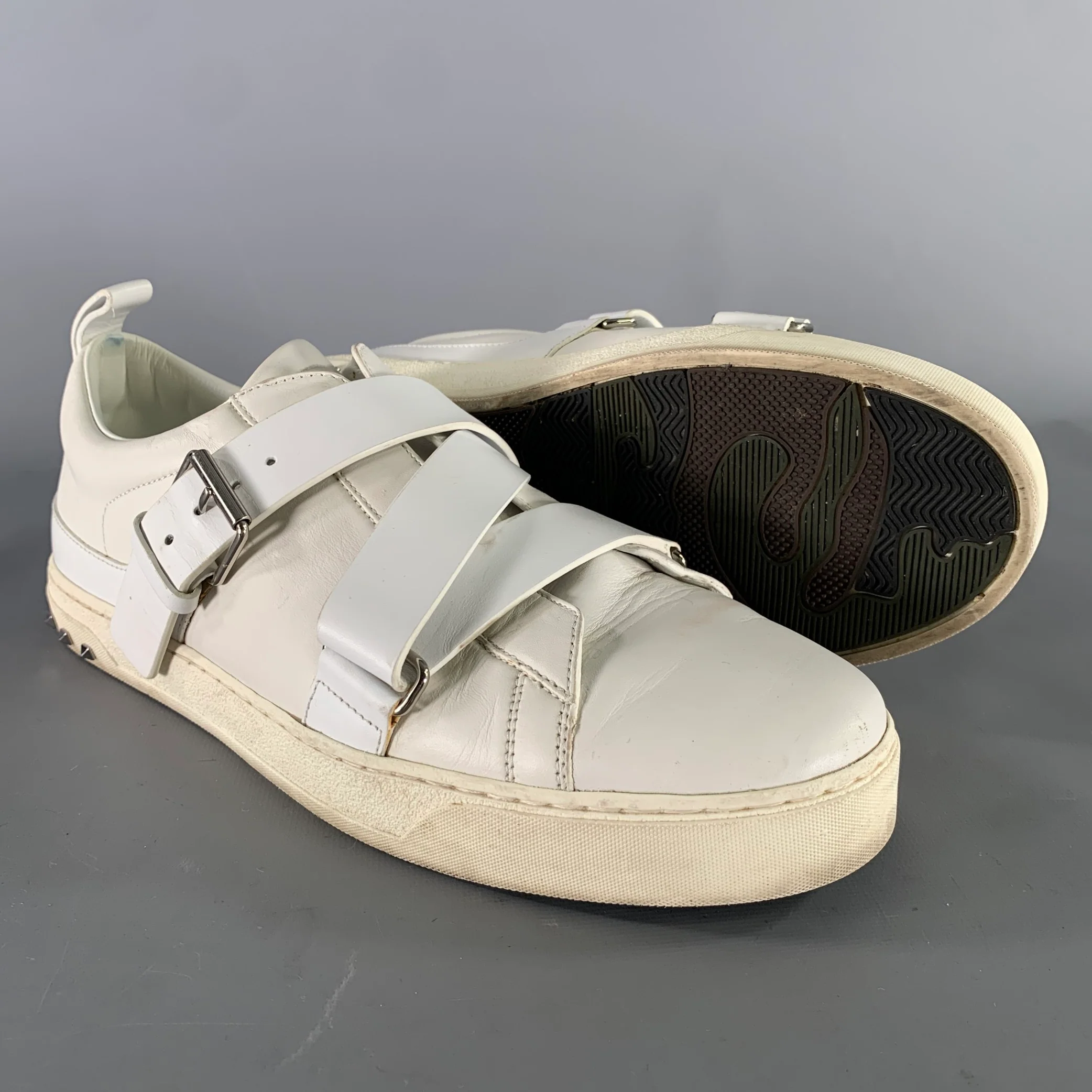 VALENTINO Size 9 White Studded Leather Strap Sneakers - Image 5