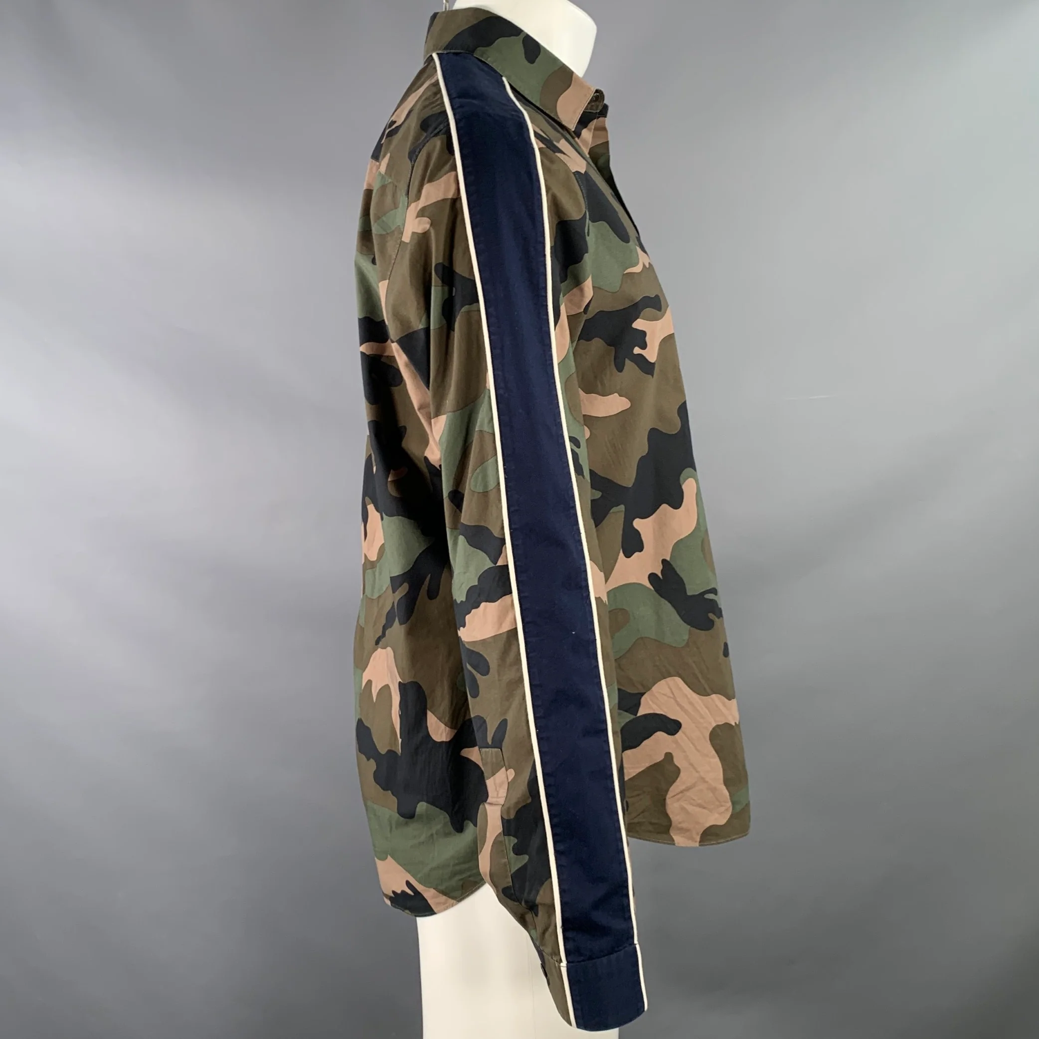 VALENTINO Size M Green Olive Blue Camouflage Cotton One Pocket Track Stripe Long Sleeve Shirt - Image 2