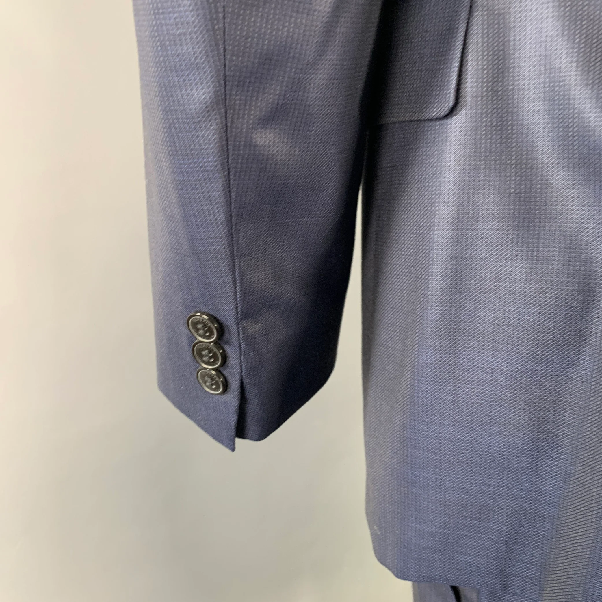VERSACE COLLECTION Size 46 Navy Wool Shiny Notch Lapel Suit - Image 6