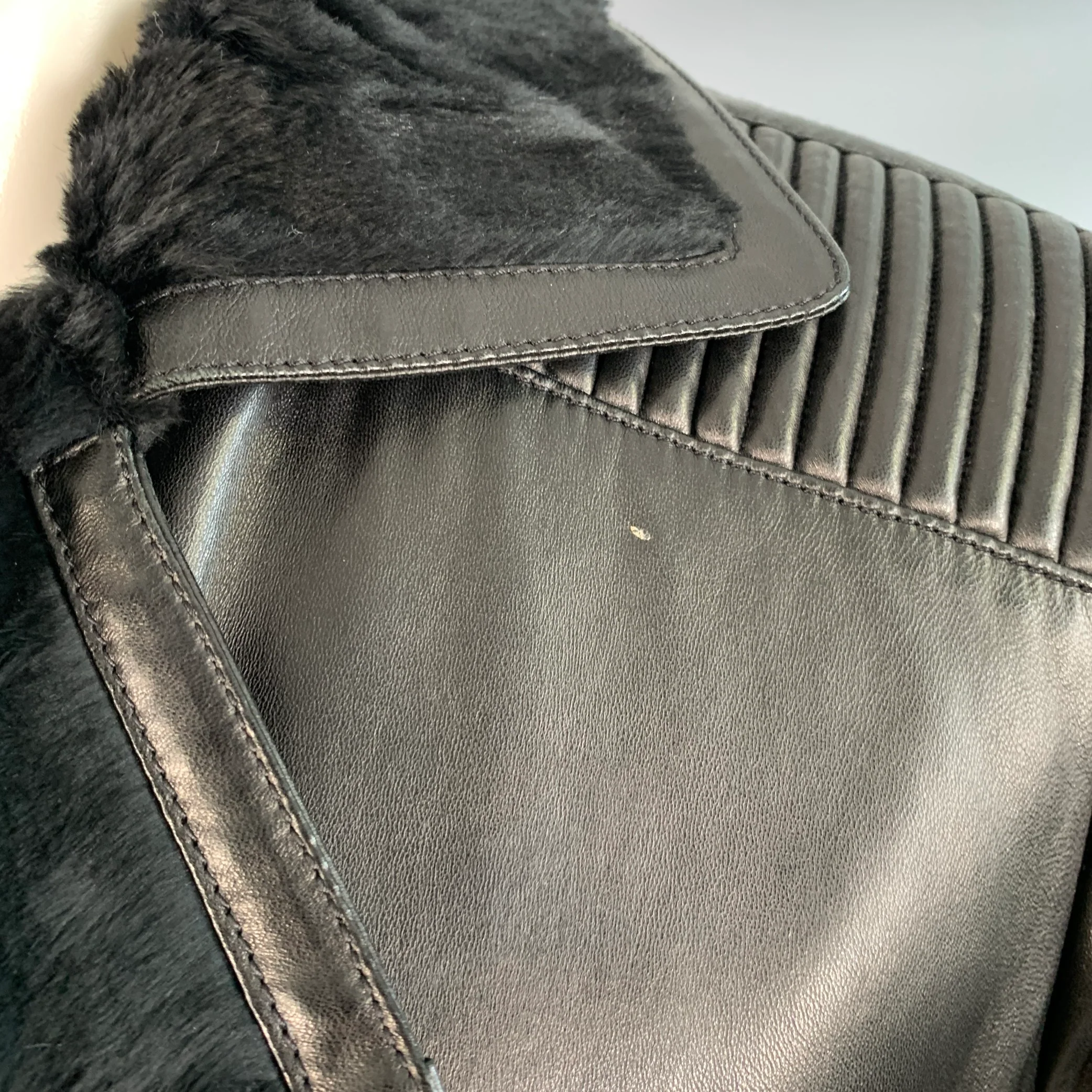 VERSACE Size 38 Black Leather Faux Shearling Motorcycle Jacket - Image 5