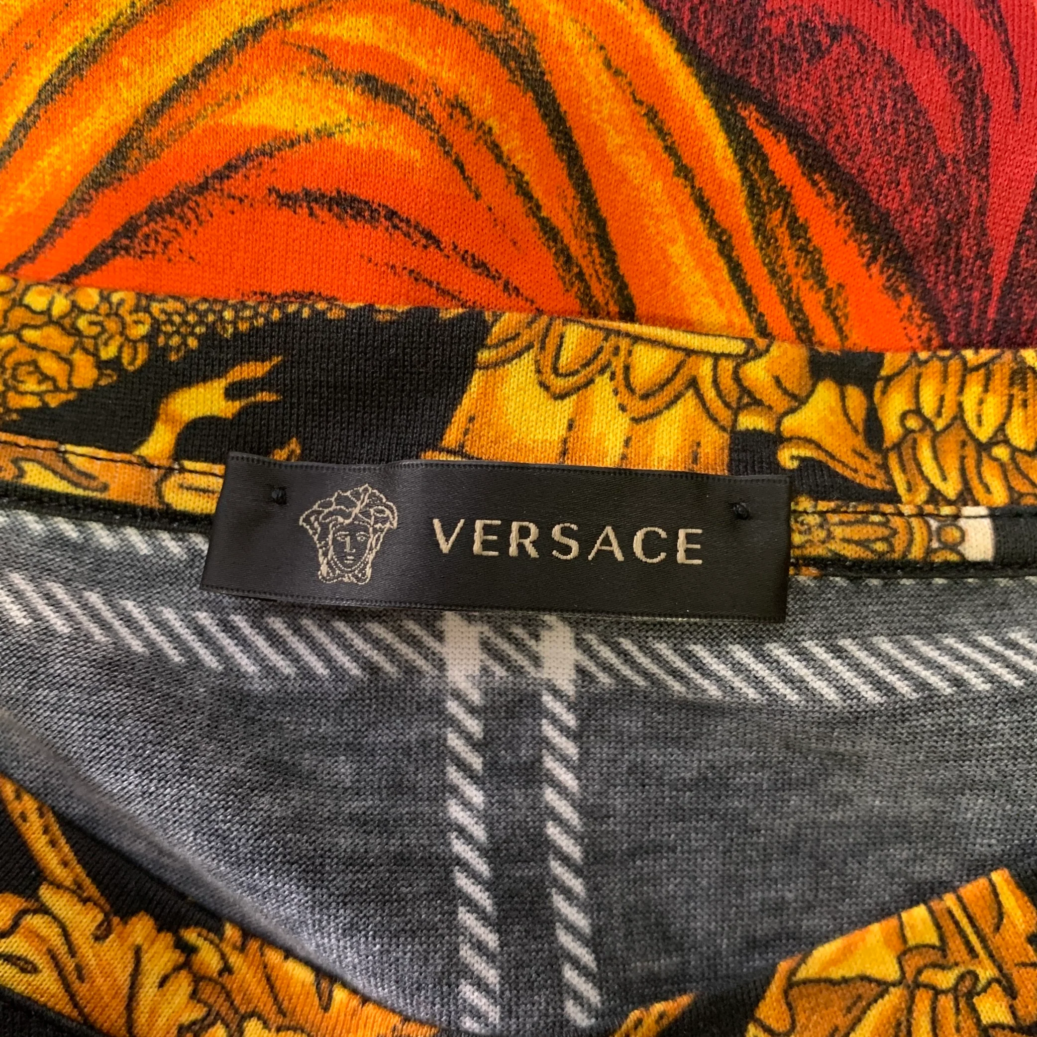 VERSACE Size S Black Color Block Cotton Pull On T-shirt - Image 5