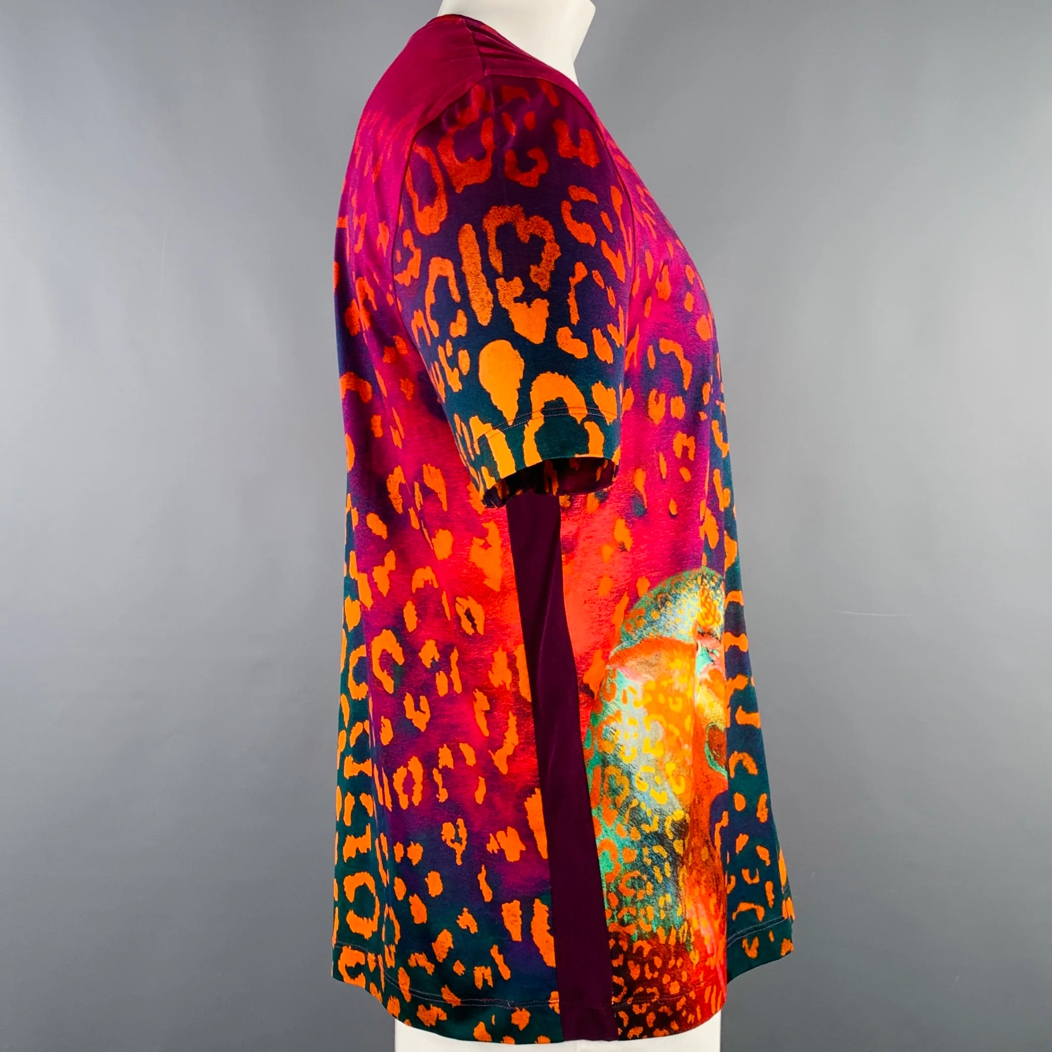 VERSACE Size XXXL Orange Pink Animal Print Cotton Short Sleeve T-shirt - Image 4