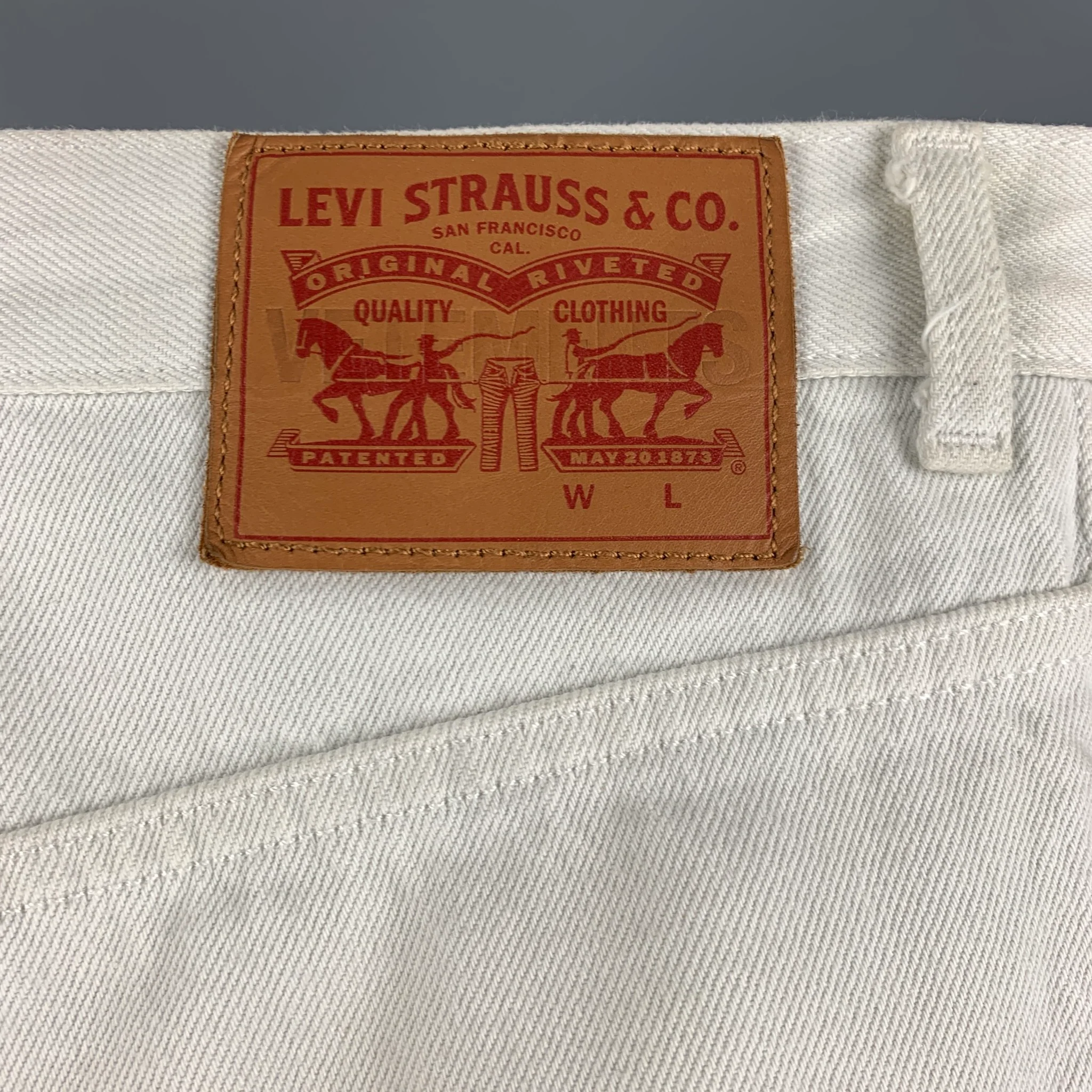 VETEMENTS Size 32 White Light Blue Cotton Button Fly Jeans - Image 3