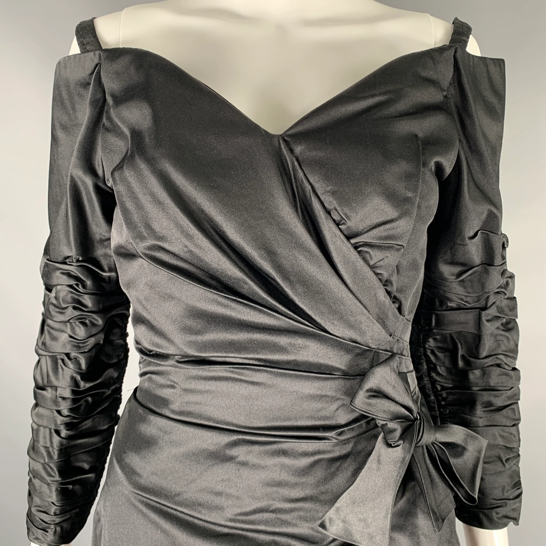 VICTOR COSTA Size 4 Black Silk Rayon Ruched Off-Shoulder Cocktail Dress - Image 2