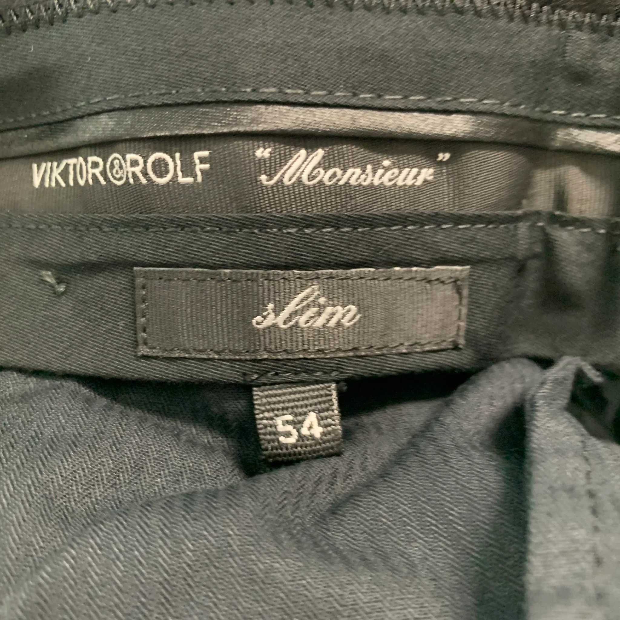 VIKTOR & ROLF Size 38 Black Solid Wool Tuxedo Dress Pants - Image 4