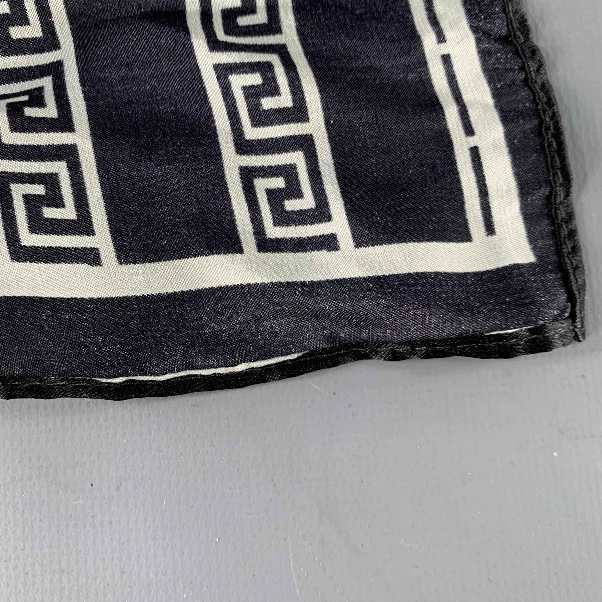 VINTAGE Black White Greca Silk Pocket Square - Image 4