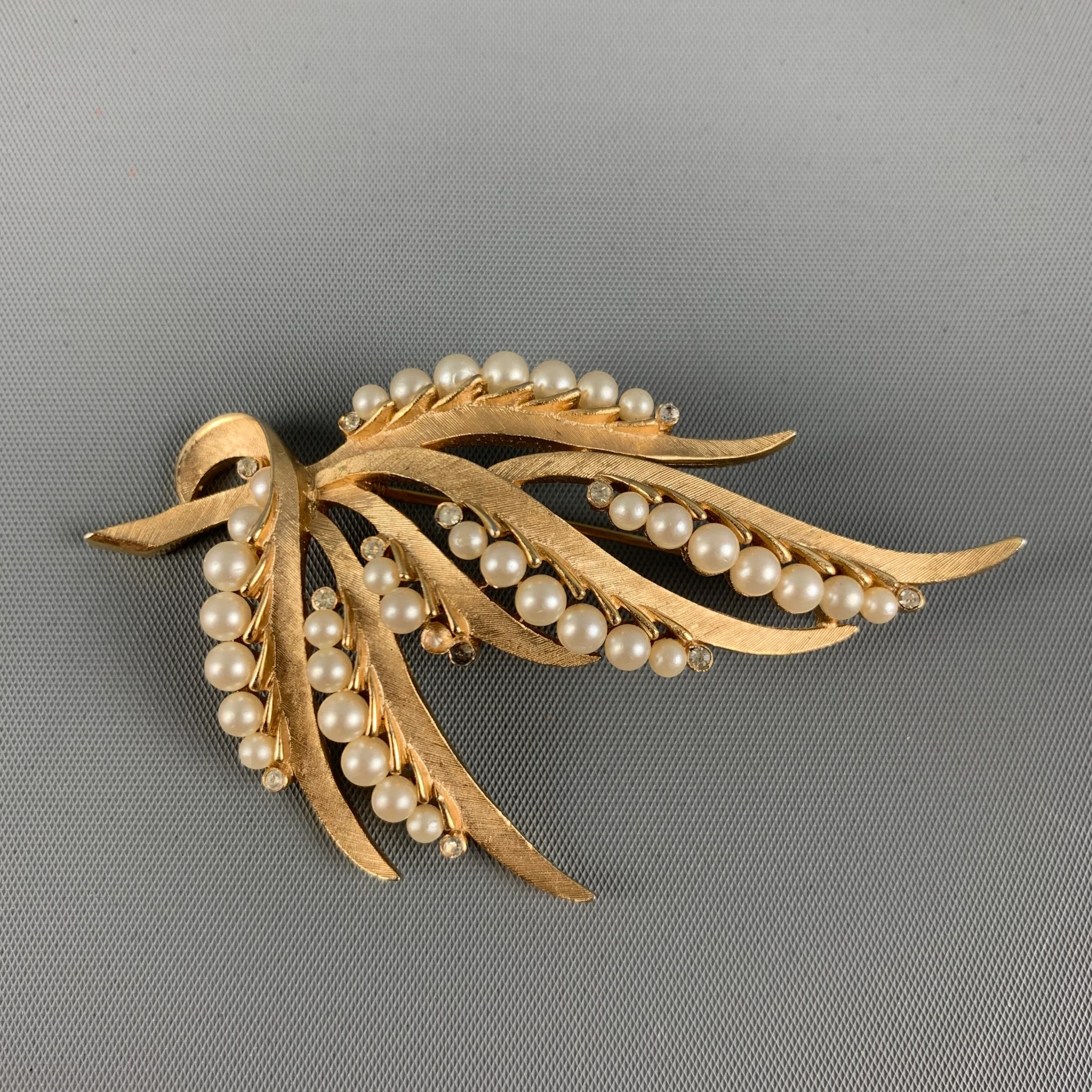 VINTAGE Gold Faux Pearl Brooches & Pins