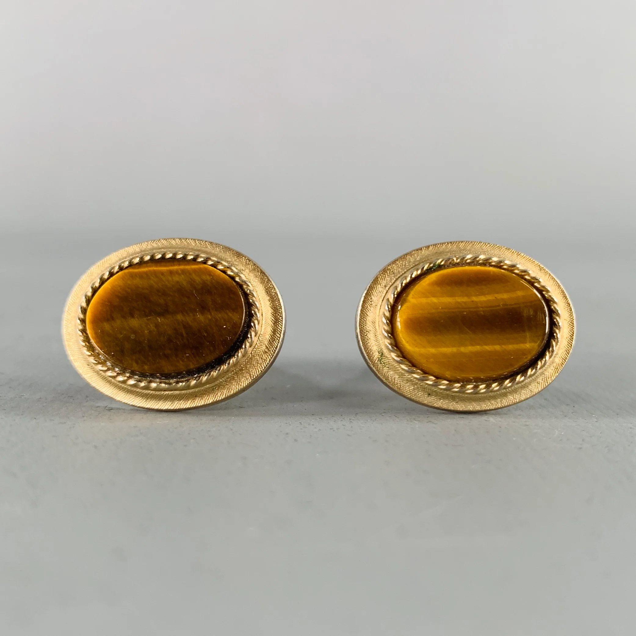 VINTAGE Gold Metal Tigers Eye Cuff Links