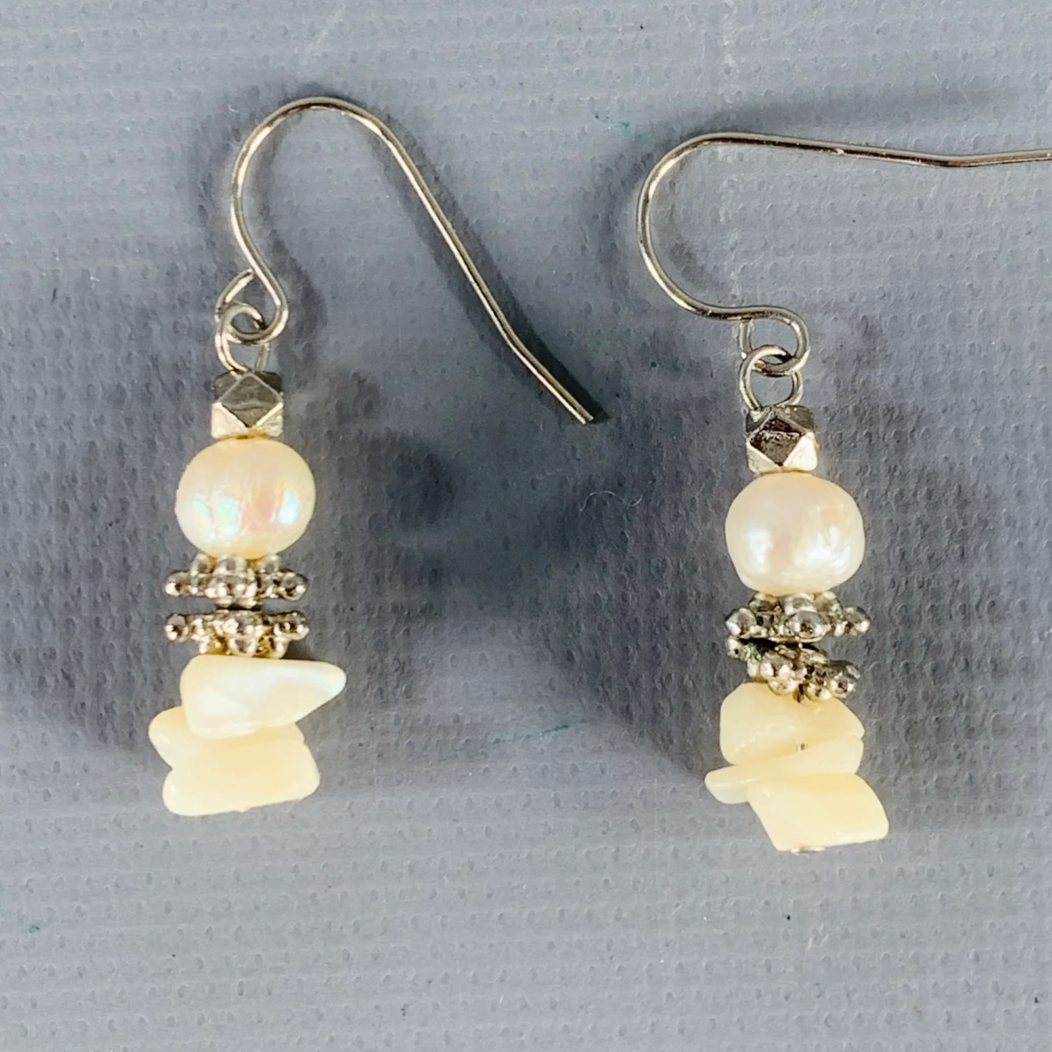VINTAGE Silver White Mother of Pearl Earrings